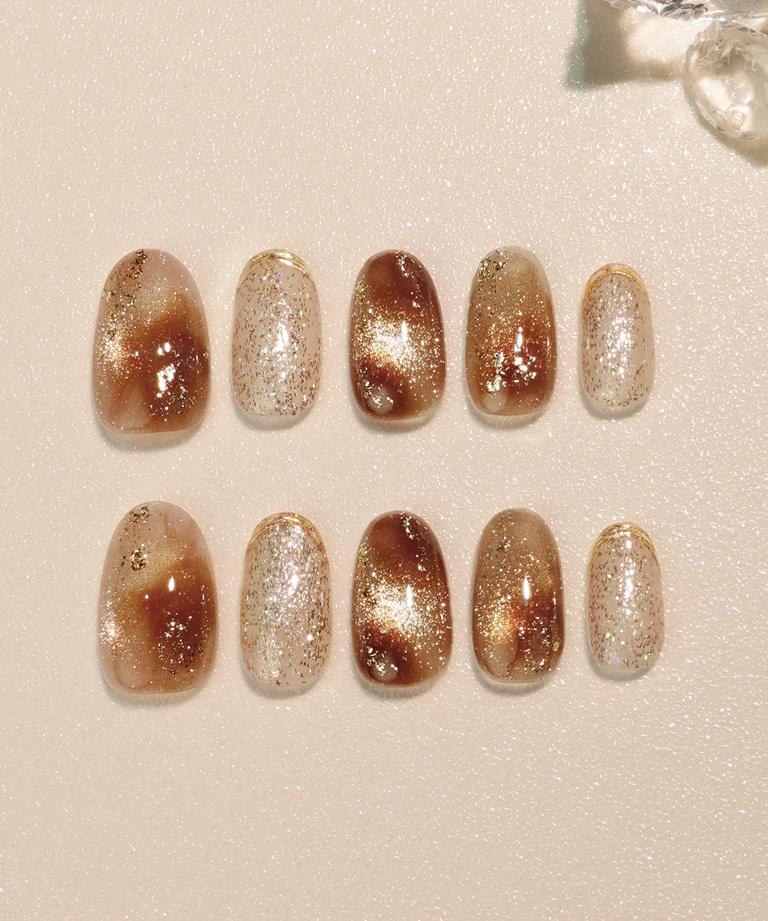 【COMING SOON】水光ネイルブラウンマーブルマグネットゴールドミラーグリッターオーバルネイルチップ