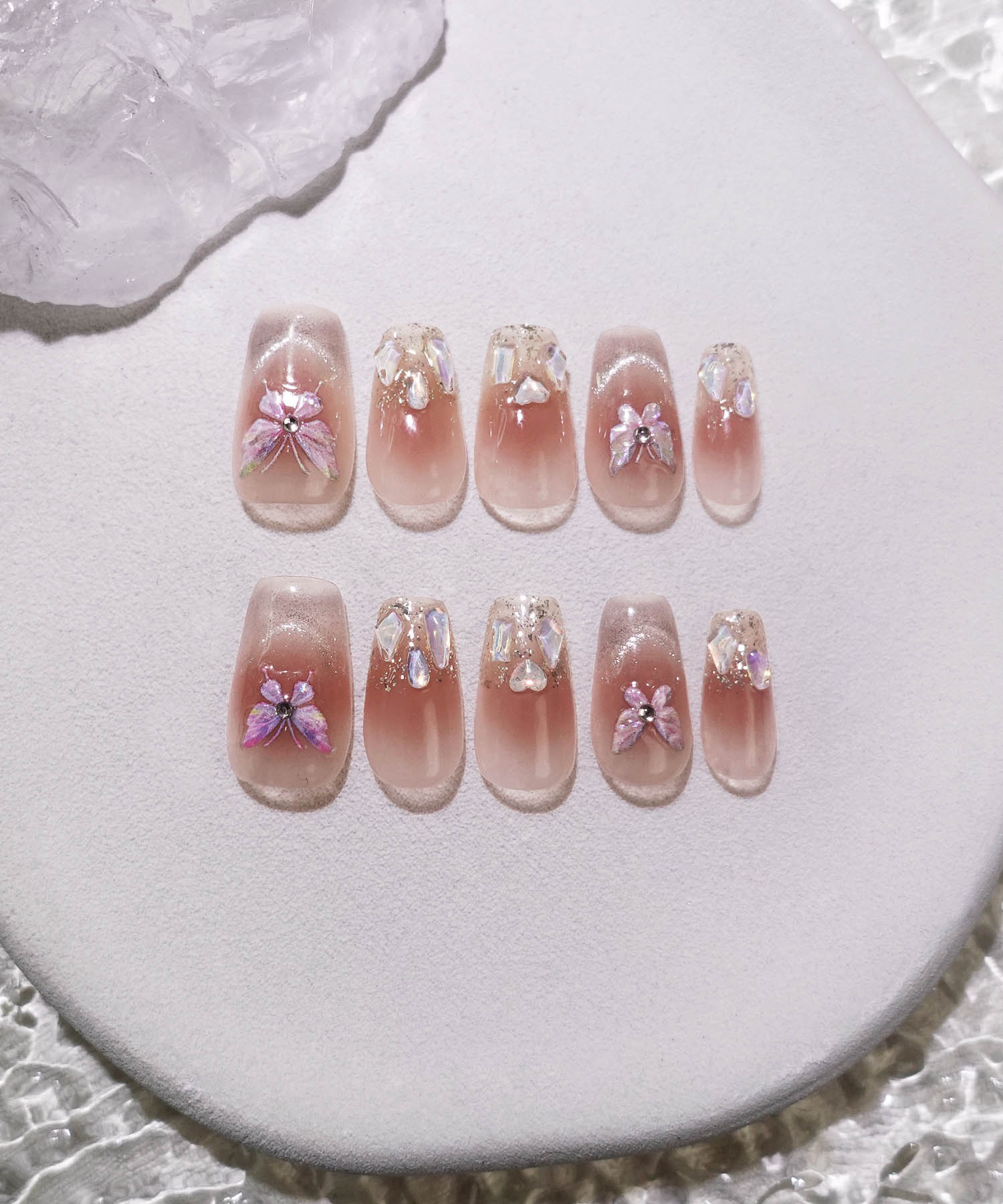 [Same-day shipping] 3D Water Shine Nail Pink Stone Butterfly Nail Tip