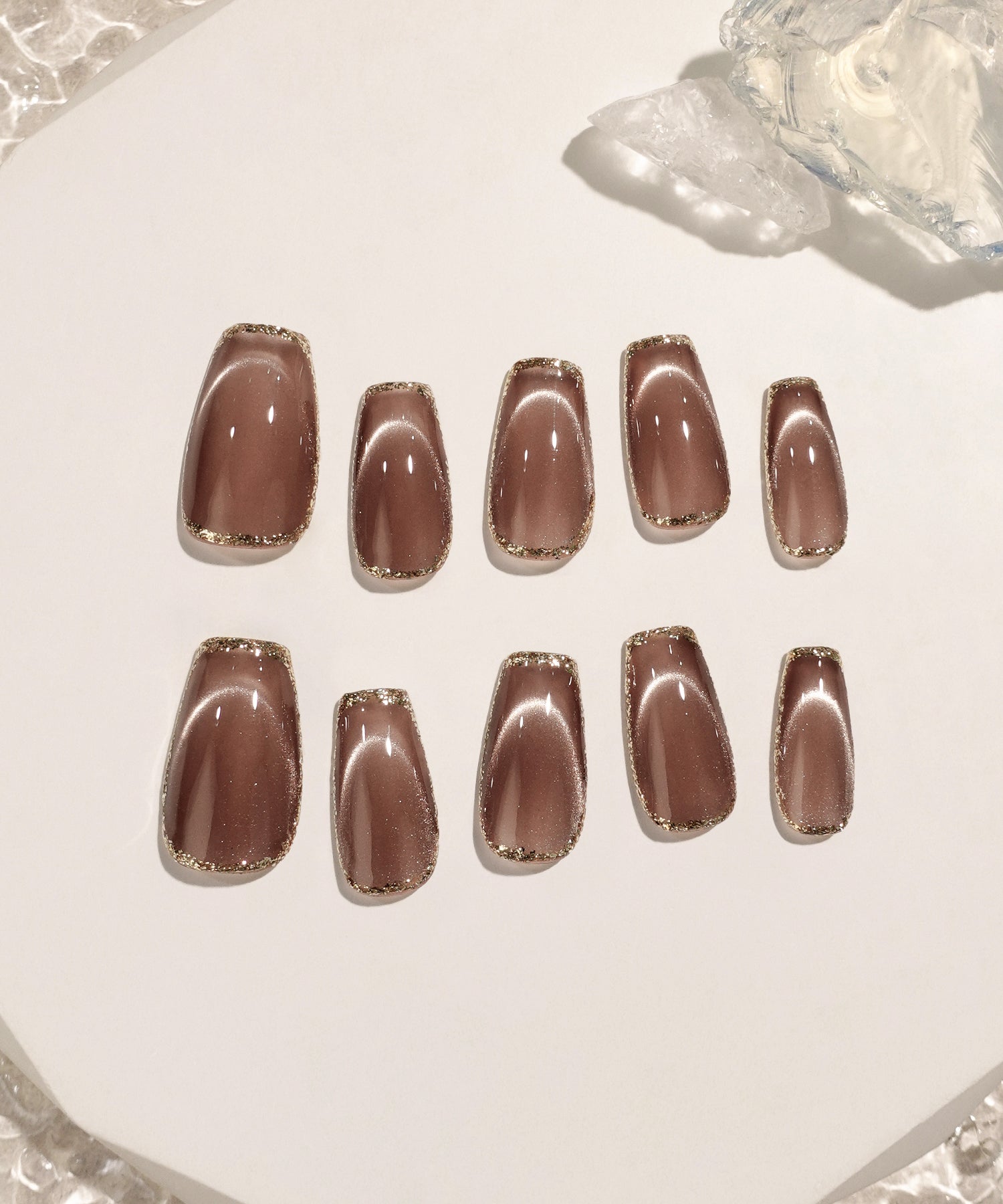 【当日発送】水光ネイルブラウンマグネットゴールドフレームバレリーナネイルチップ