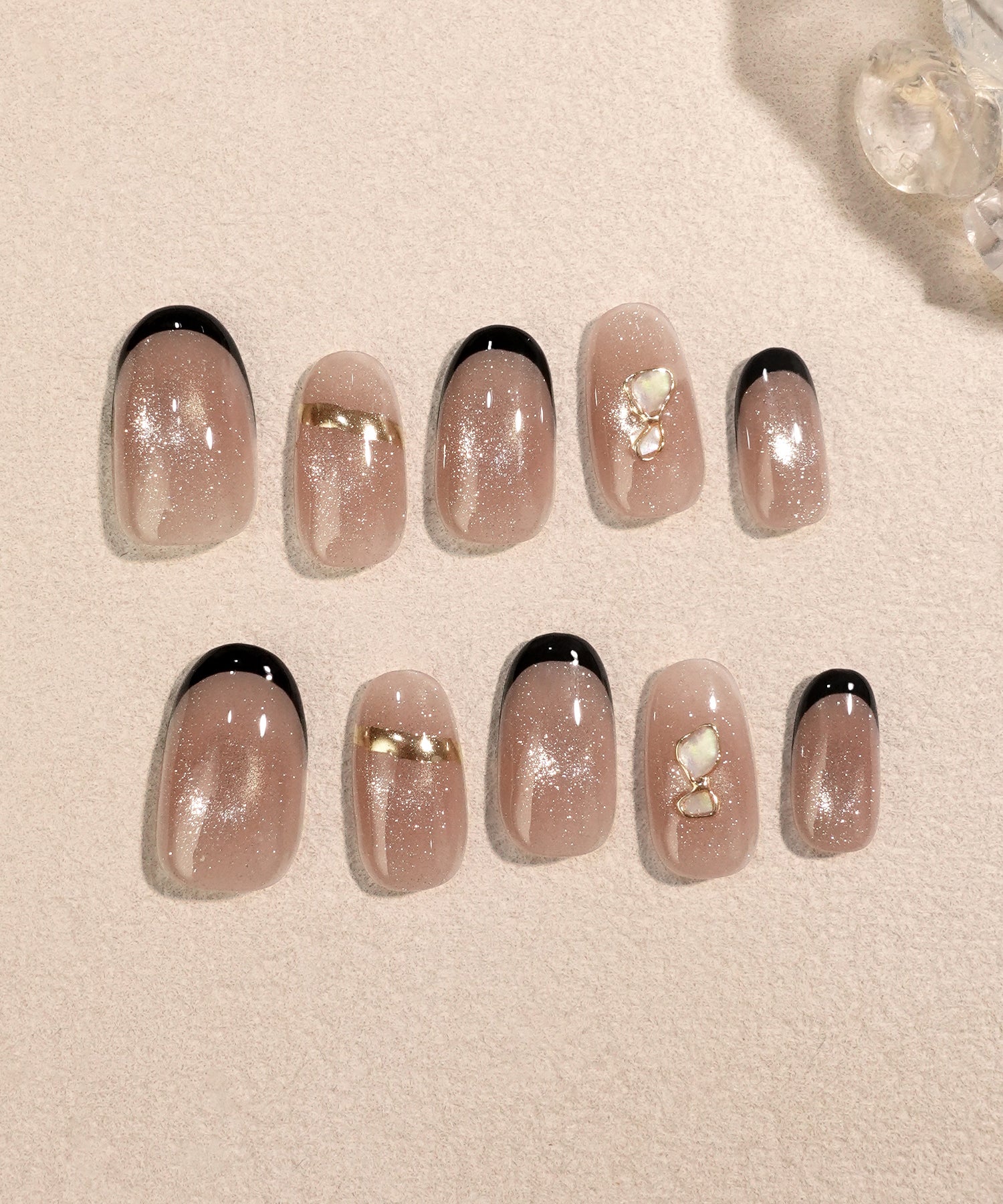 水光ネイルピンクマグネットブラックフレンチゴールドミラーオーバルネイルチップ