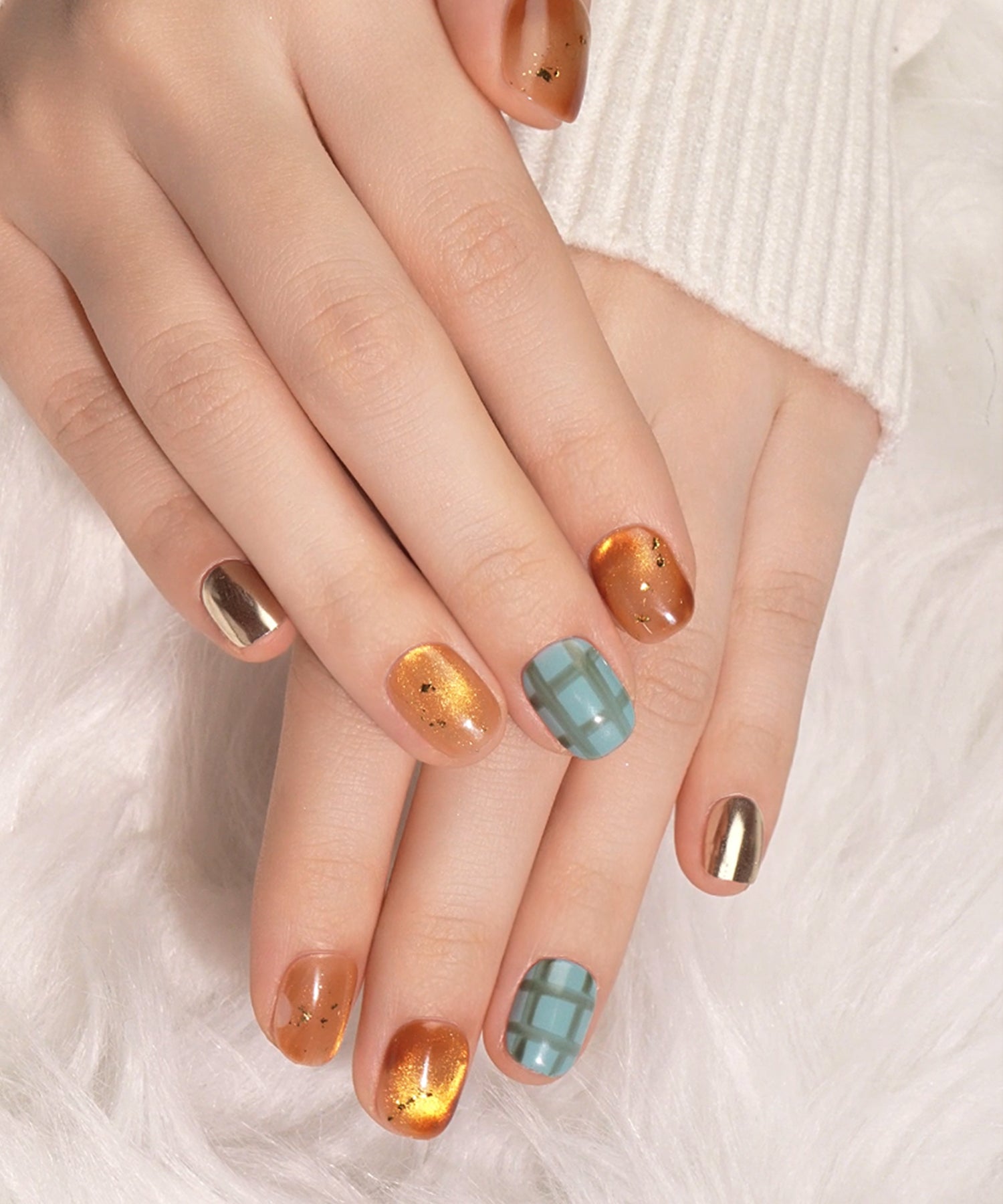 【予約販売】水光ネイルゴールドオレンジマグネットチェックニュアンスショートスクエアネイルチップ