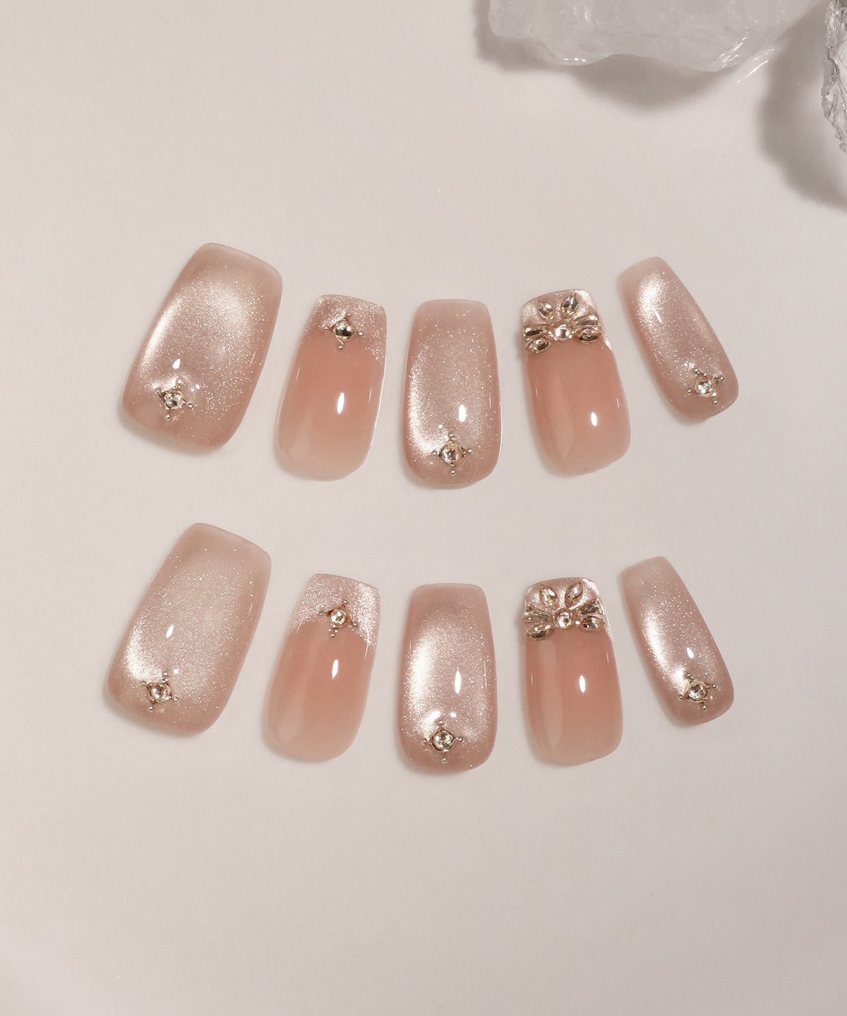 【当日発送】水光ネイルピンクマグネットポイントフレンチビジュースタッズバレリーナネイルチップ
