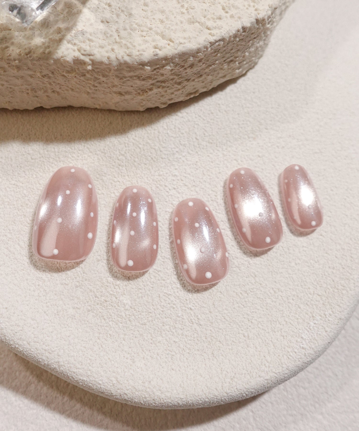 【当日発送】水光ネイルピンクマグネットドットデザインミラーオーバルネイルチップ