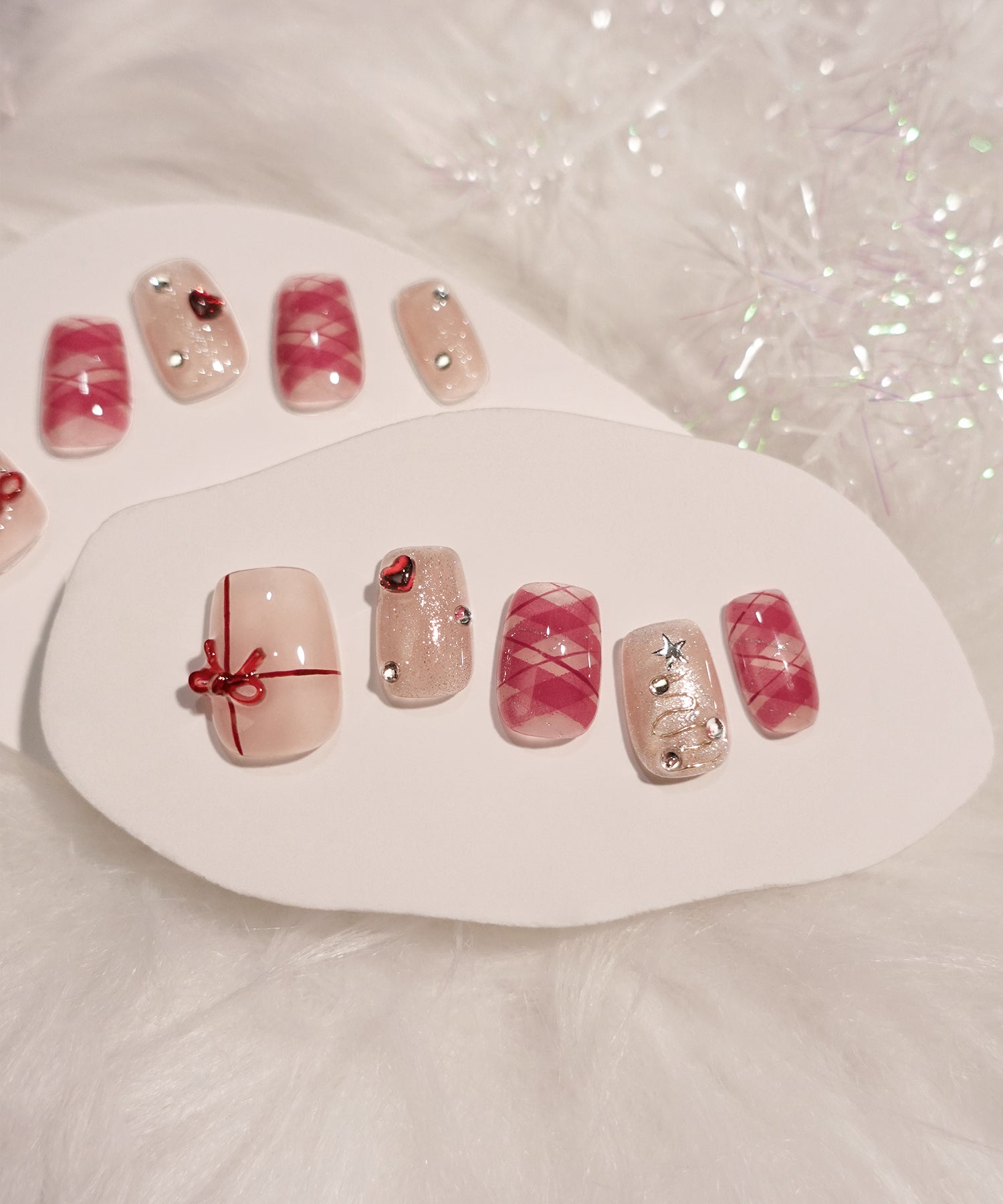 COMING SOON】水光ネイルレッドチェックリボンハートストーン