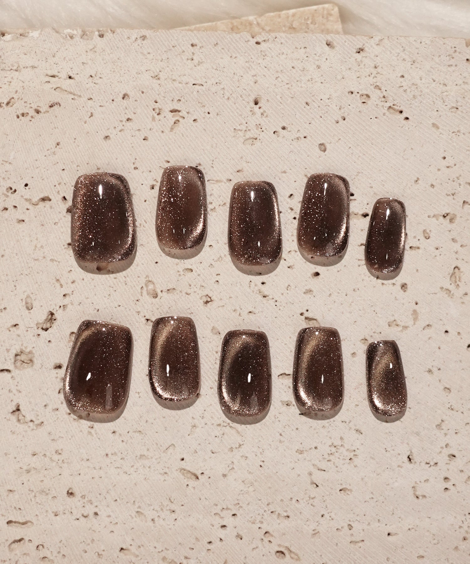 [Some items will be shipped the same day] 3D Water Shine Nail Dark Brown Magnet Silver Glitter Short Square Nail Tips