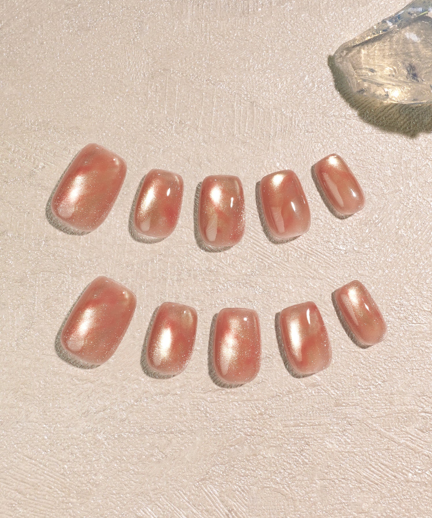 【当日発送】水光ネイルピンクベースゴールドマグネットマーブルニュアンスショートスクエアネイルチップ