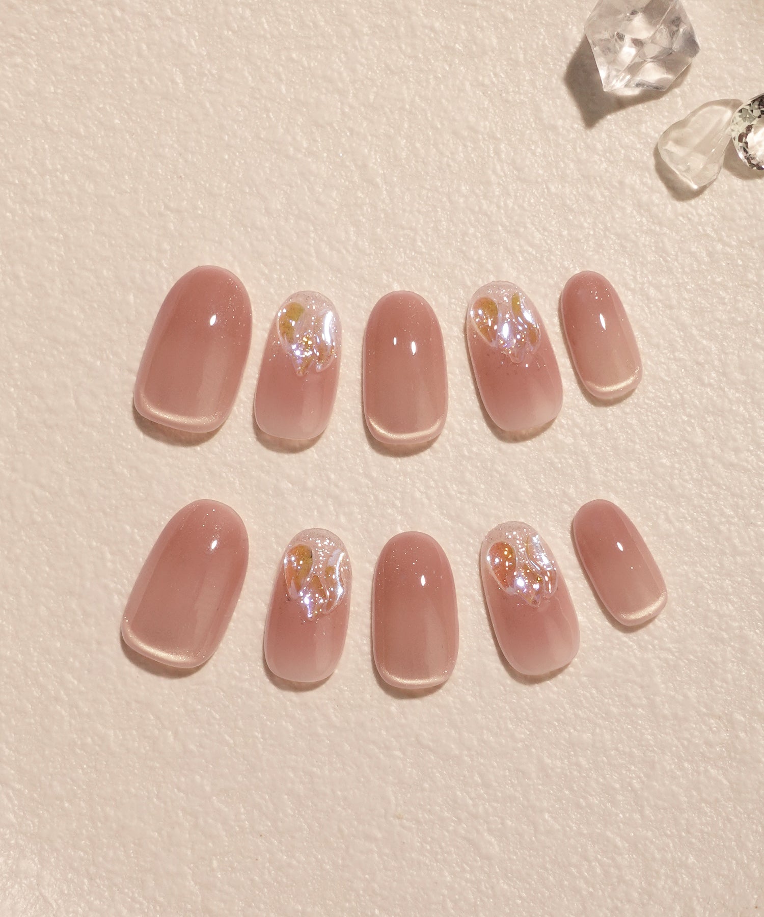 【当日発送】水光ネイルピンクマグネットオーロラストーンラメオーバルネイルチップ