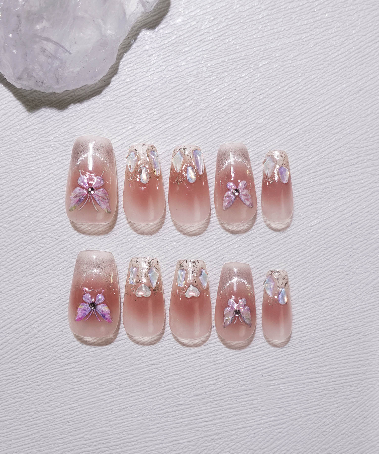 [Same-day shipping] 3D Water Shine Nail Pink Stone Butterfly Nail Tip