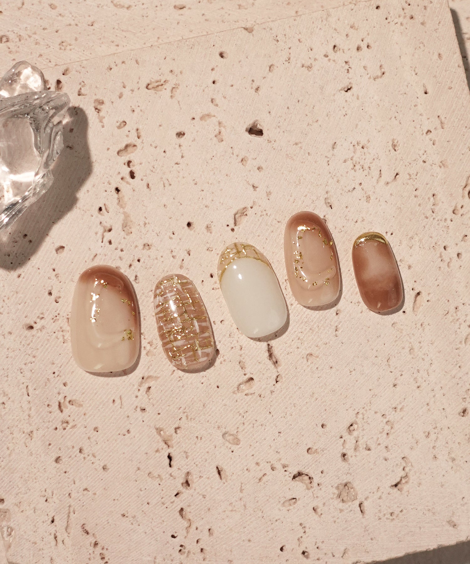 【COMING SOON】水光ネイルモカベージュニュアンスフレンチツイードデザインオーバルネイルチップ