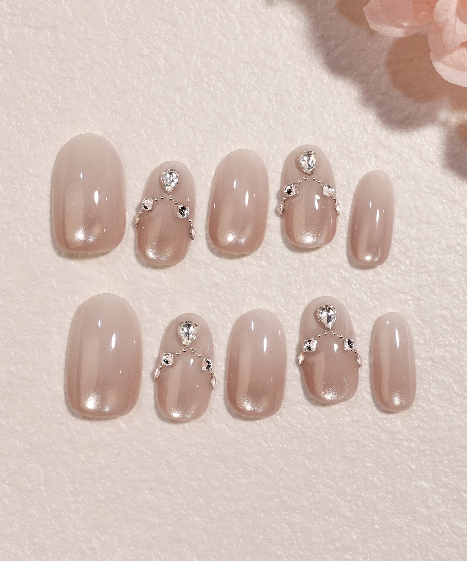 水光ネイルピンクグラデーションマグネットストーンオーバルネイルチップ