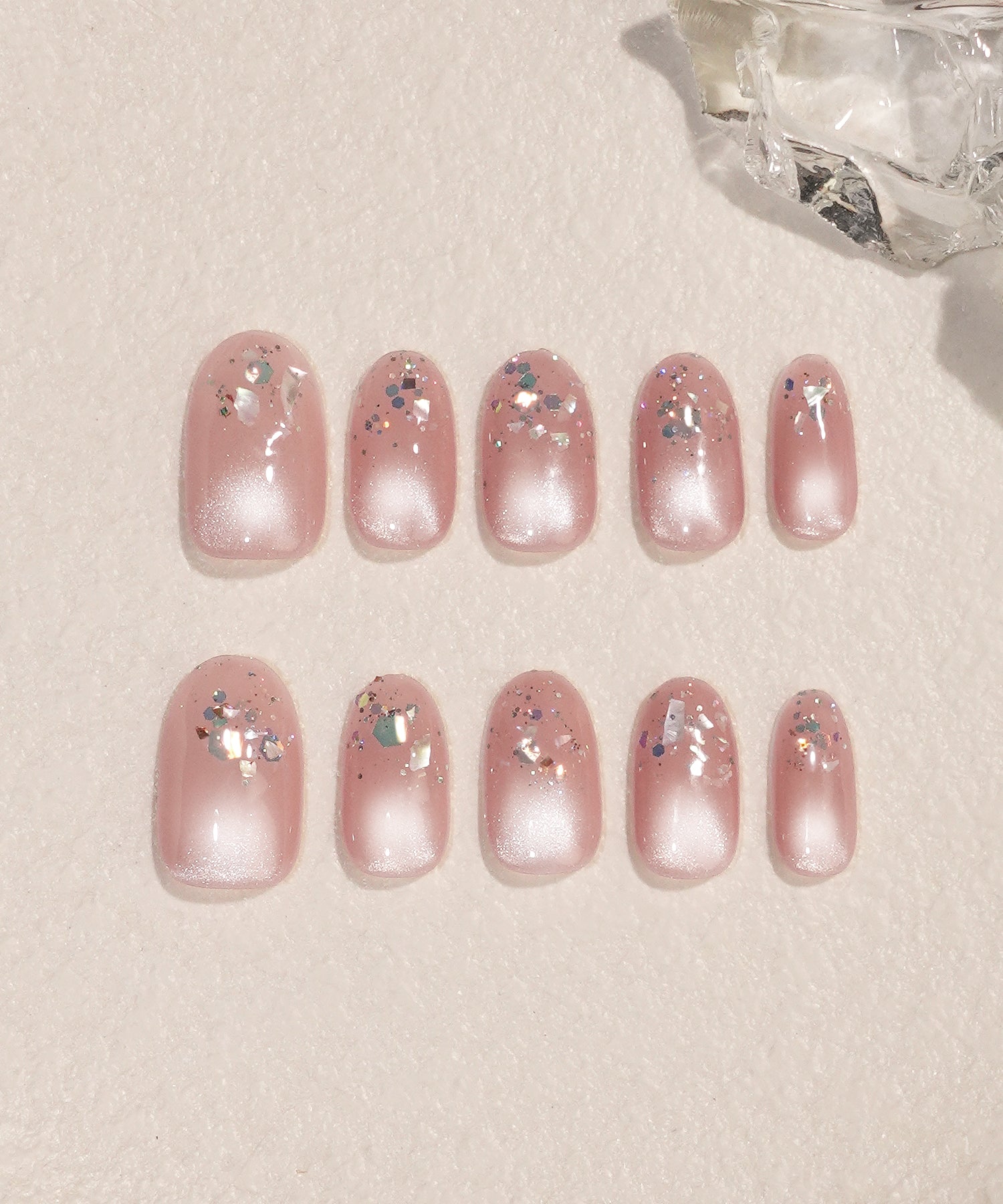 【COMING SOON】水光ネイルシアーピンクマグネットオーロラホログラムシェルオーバルネイルチップ