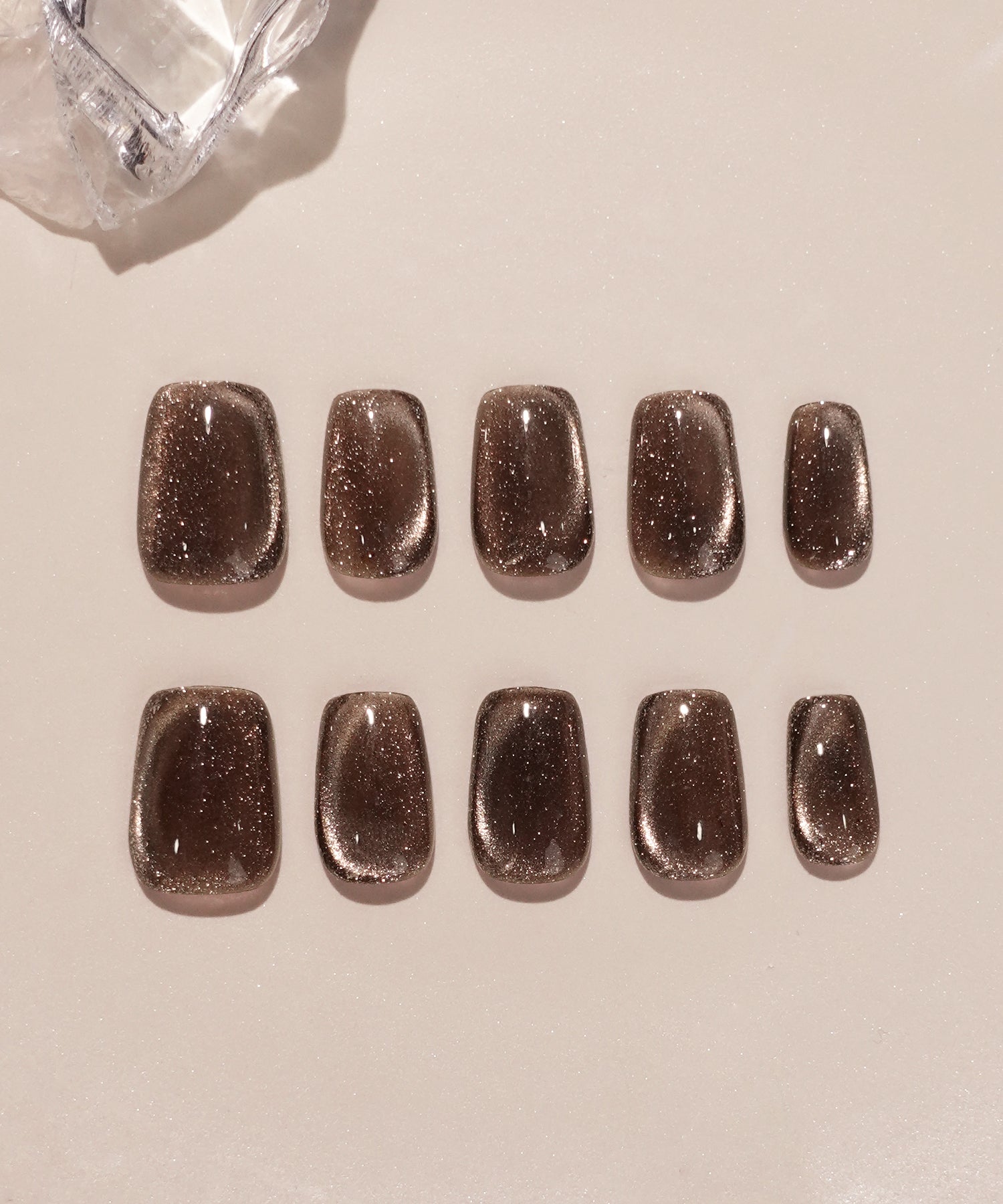 [Some items will be shipped the same day] 3D Water Shine Nail Dark Brown Magnet Silver Glitter Short Square Nail Tips