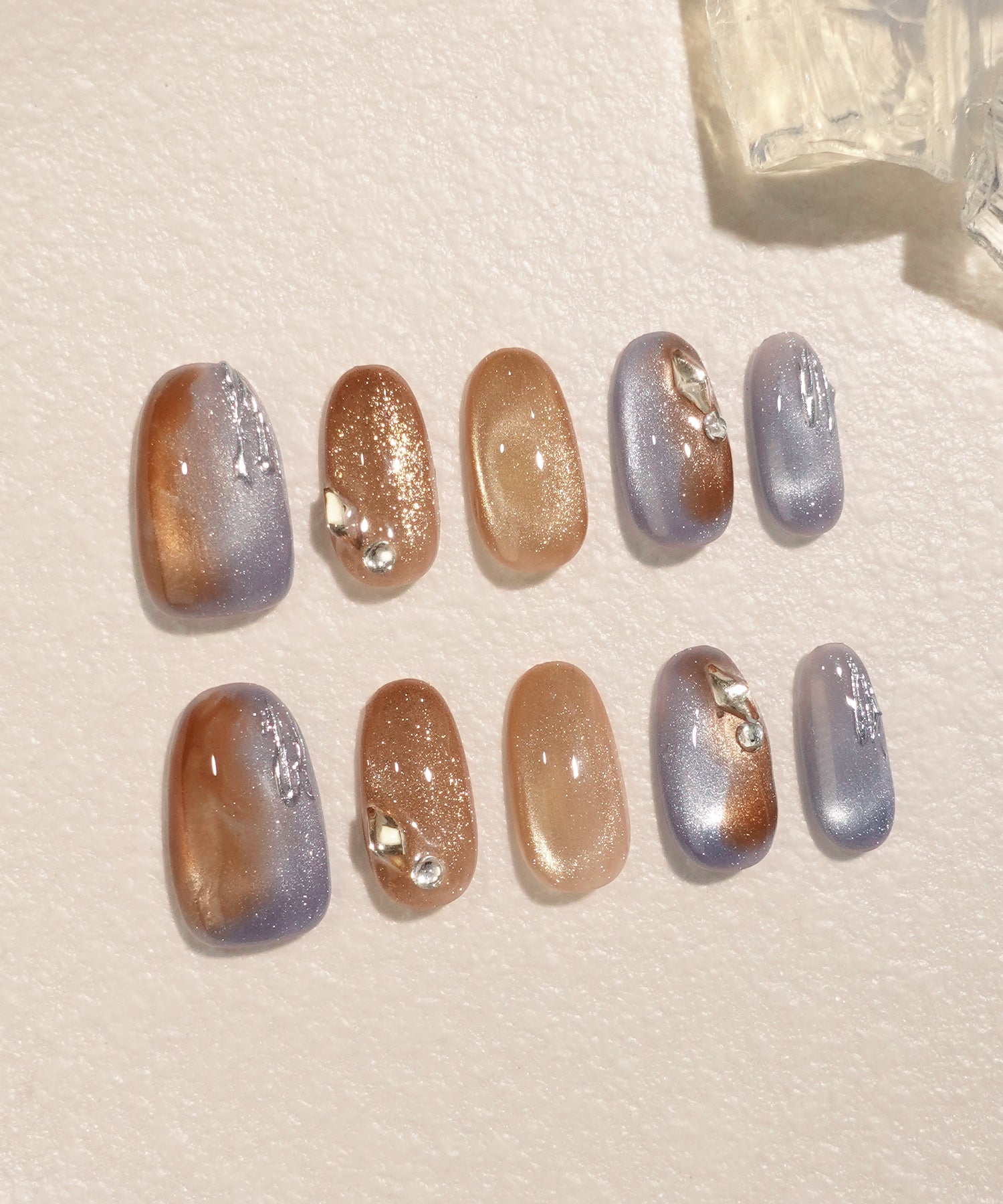 【COMING SOON】水光ネイルスモーキーカラーグラデーションマグネットストーンオーバルネイルチップ