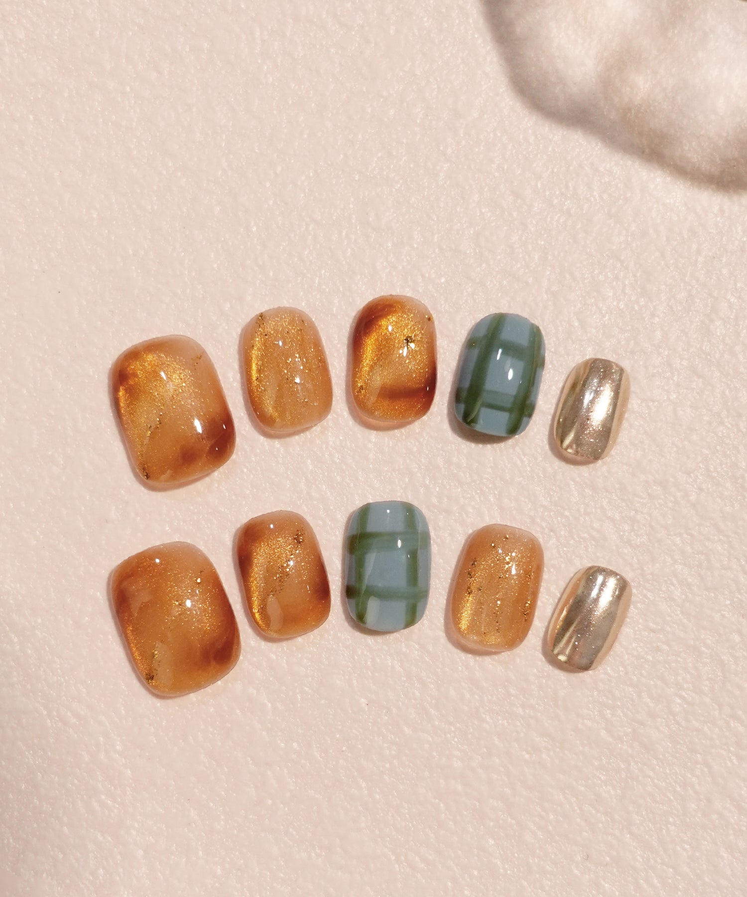 【COMING SOON】水光ネイルゴールドオレンジマグネットチェックニュアンスショートスクエアネイルチップ