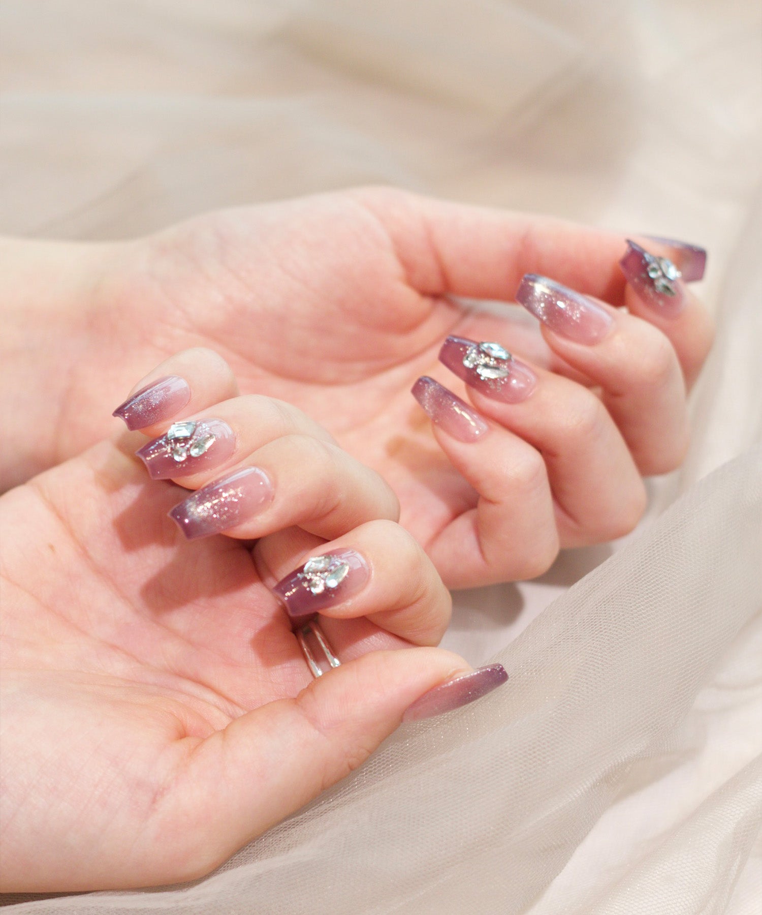 [Same-day shipping] 3D Water Shine Nail Purple Gradient Silver Magnet French Nail Tip