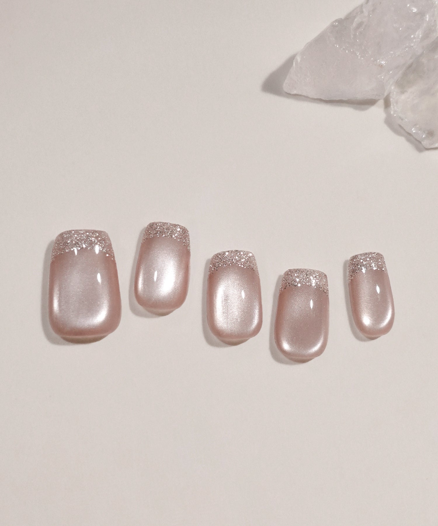 【当日発送】水光ネイルピンクマグネットワンカラーフレンチラメスクエアネイルチップ