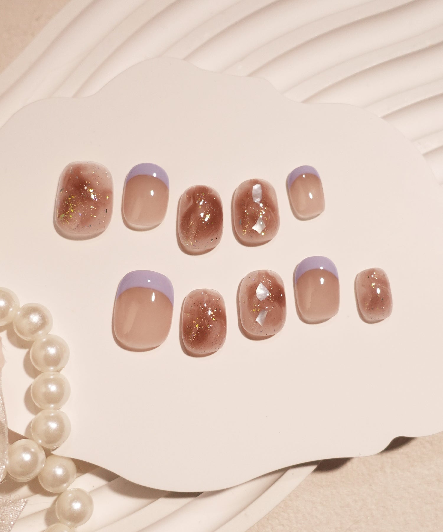 【当日発送】水光ネイルラベンダーフレンチベージュブラウンニュアンスシェルショートラウンドネイルチップ