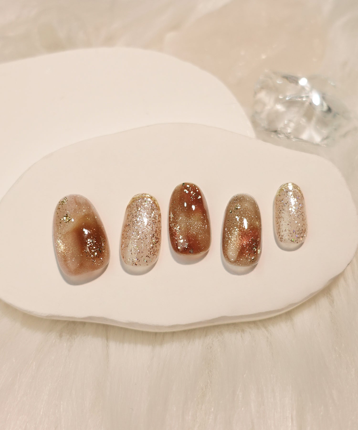 【COMING SOON】水光ネイルブラウンマーブルマグネットゴールドミラーグリッターオーバルネイルチップ