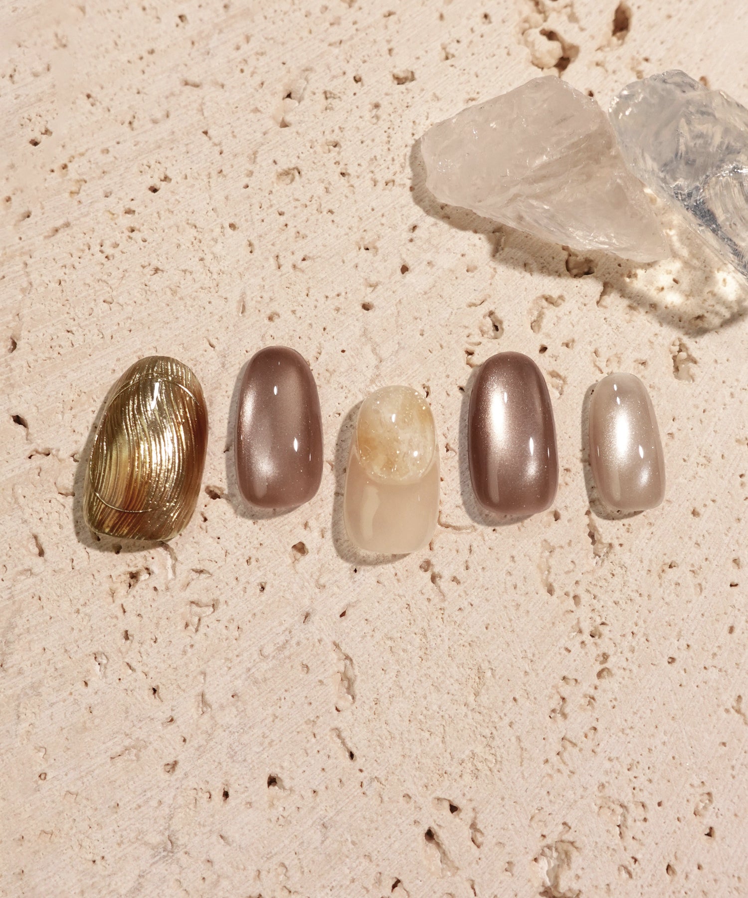 【COMING SOON】水光ネイルグレージュブラウンニュアンスゴールドミラークリアアートオーバルネイルチップ