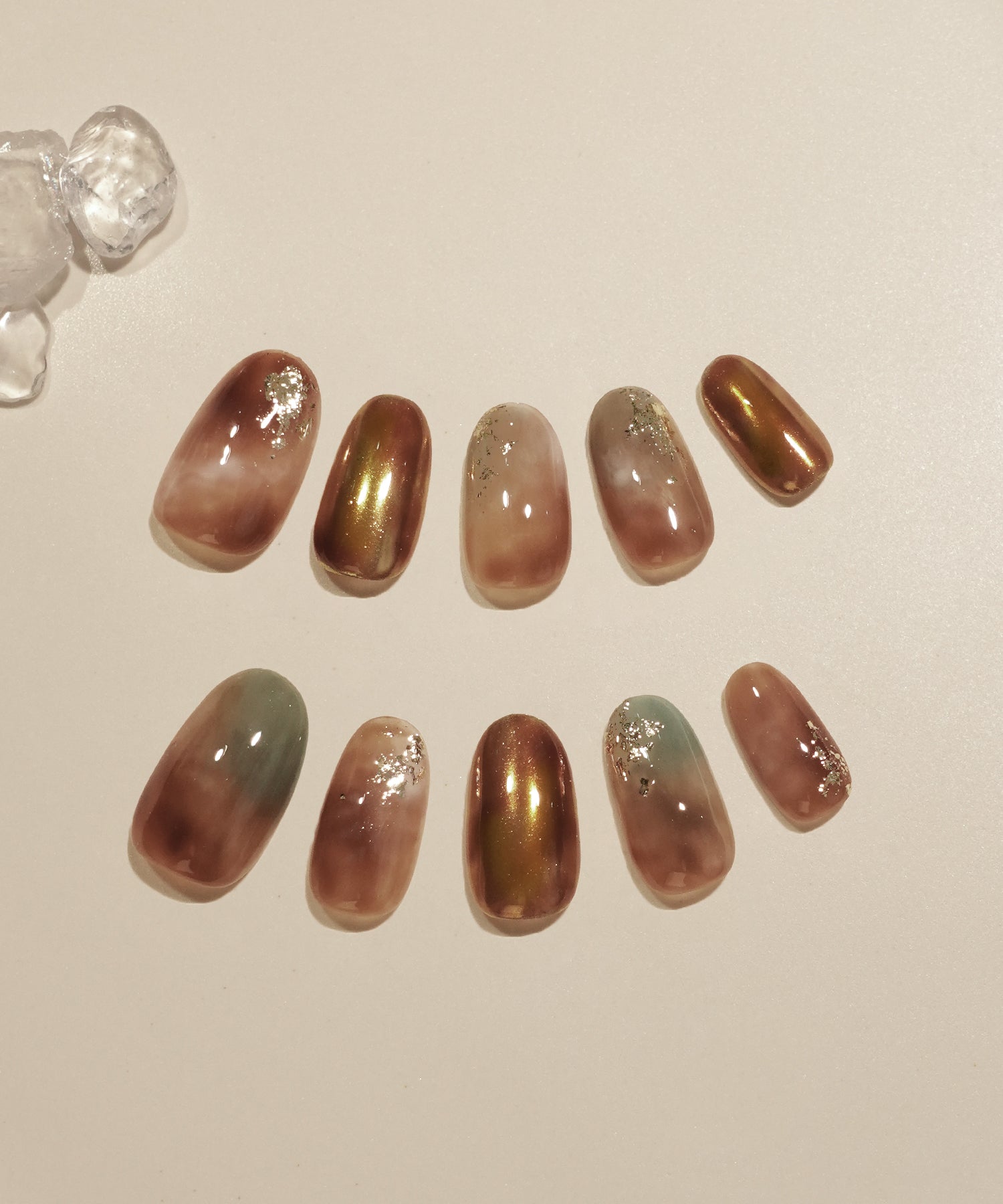 【当日発送】水光ネイルブラウンニュアンスマーブルホイルオーバルネイルチップ