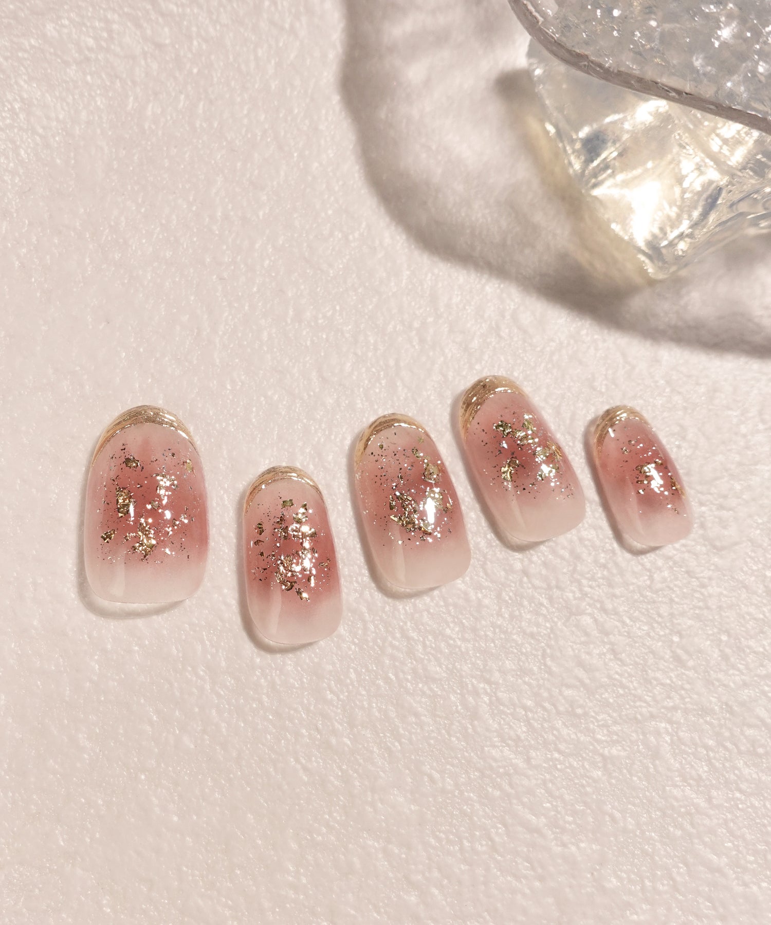 【当日発送】水光ネイルレッドチークゴールドミラーフレンチホイルオーバルネイルチップ