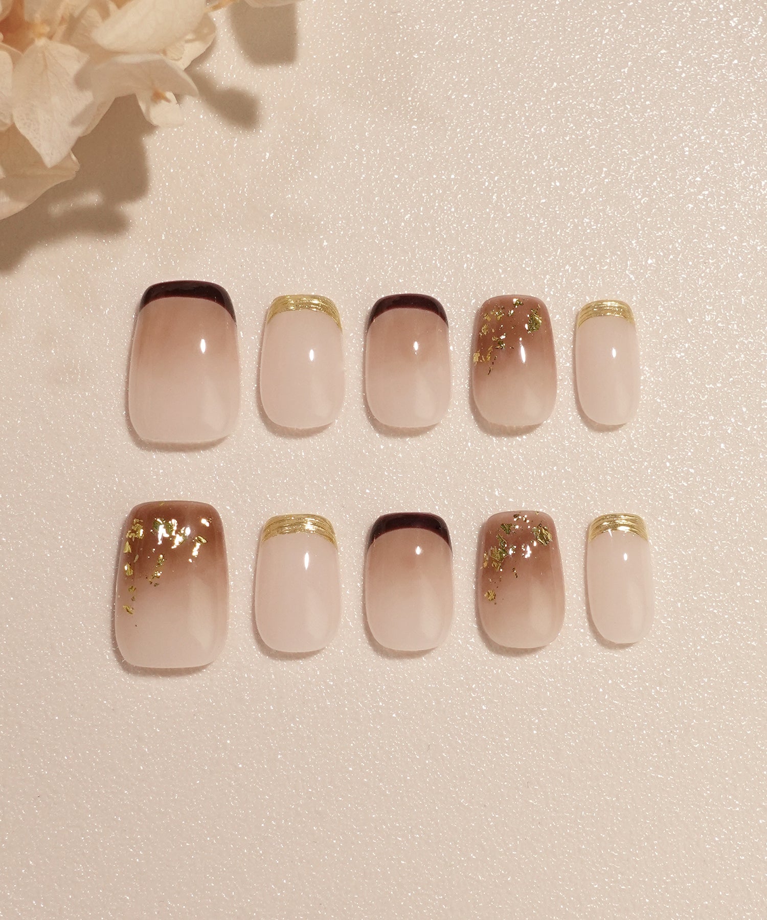 【当日発送】水光ネイルショコラブラウングラデーションゴールドホイルフレンチスクエアネイルチップ