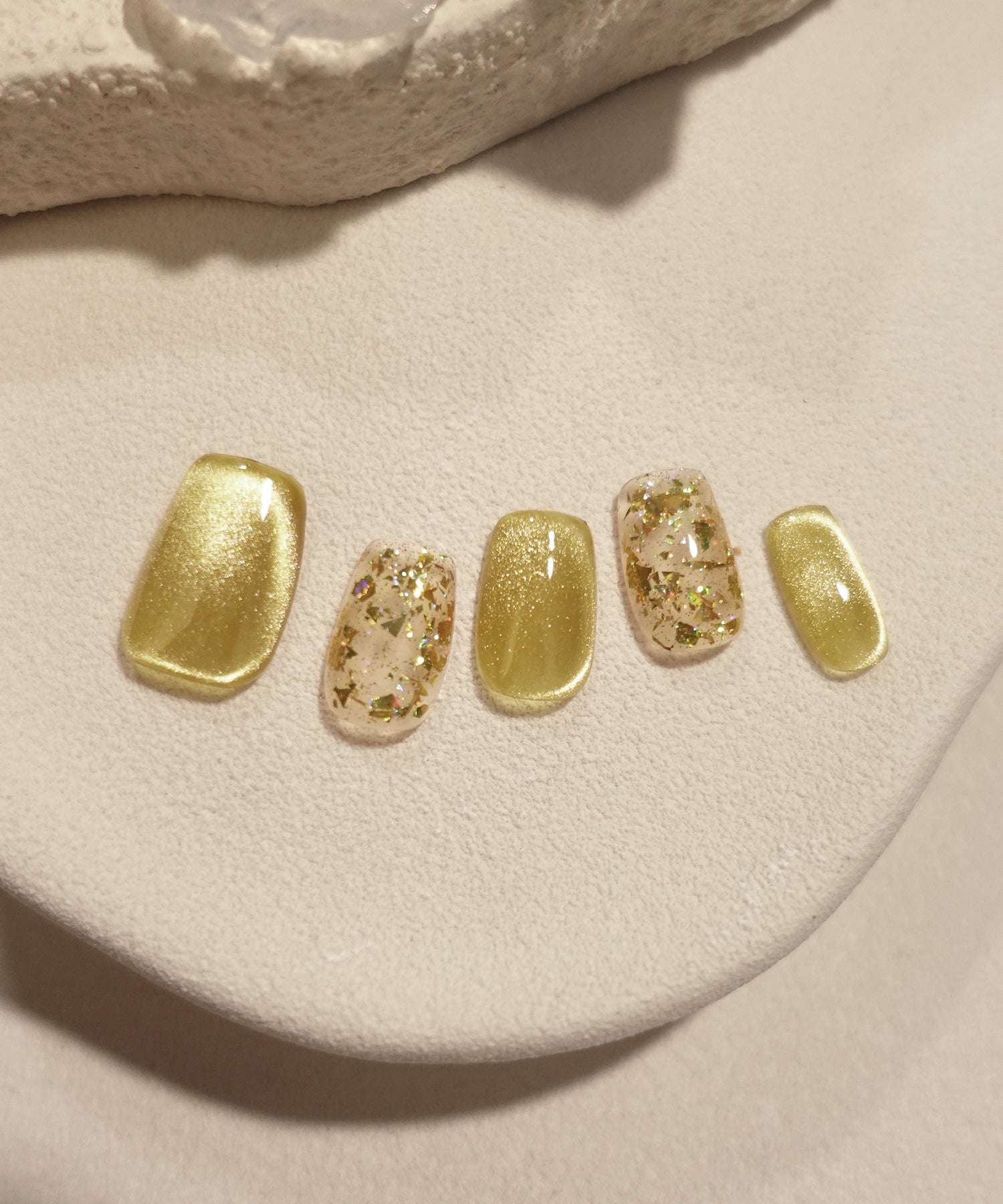 【当日発送】水光ネイルイエローマグネットグリッタースクエアネイルチップ