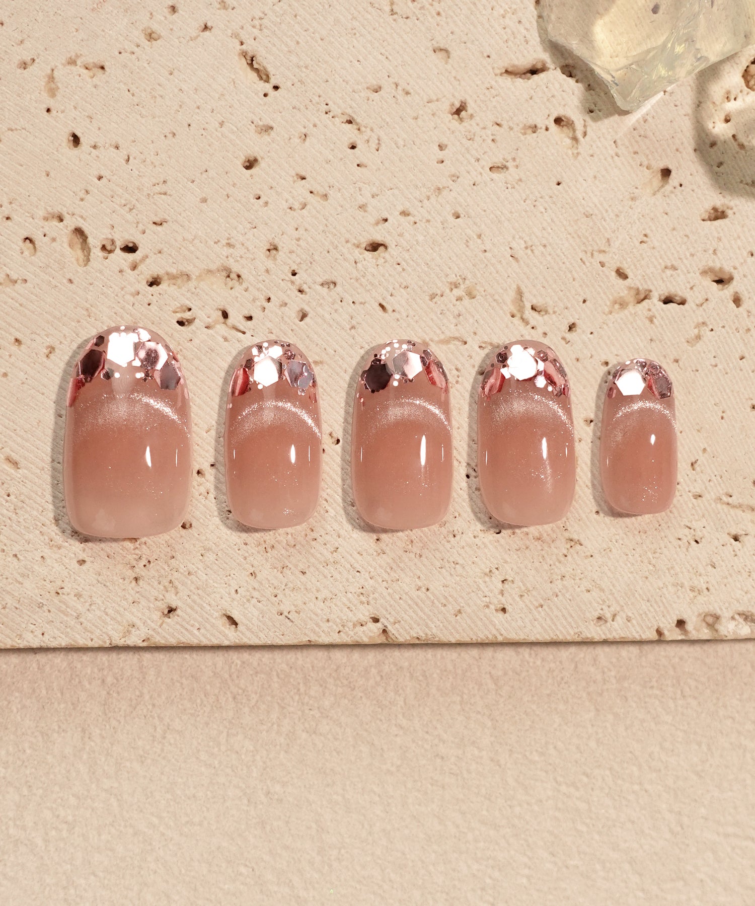 【COMING SOON】水光ネイルピンクマグネットホログラムフレンチオーバルネイルチップ