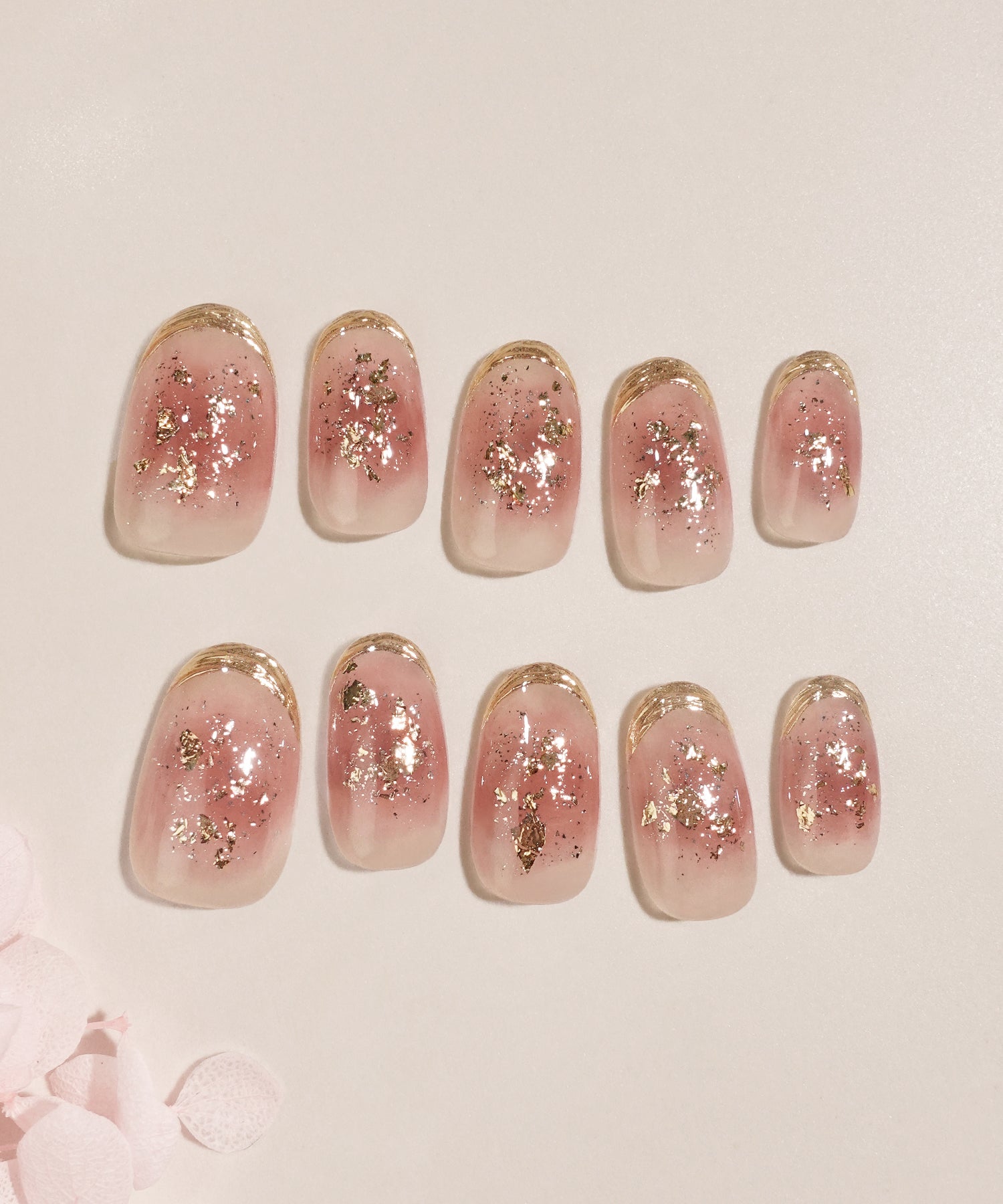 【当日発送】水光ネイルレッドチークゴールドミラーフレンチホイルオーバルネイルチップ