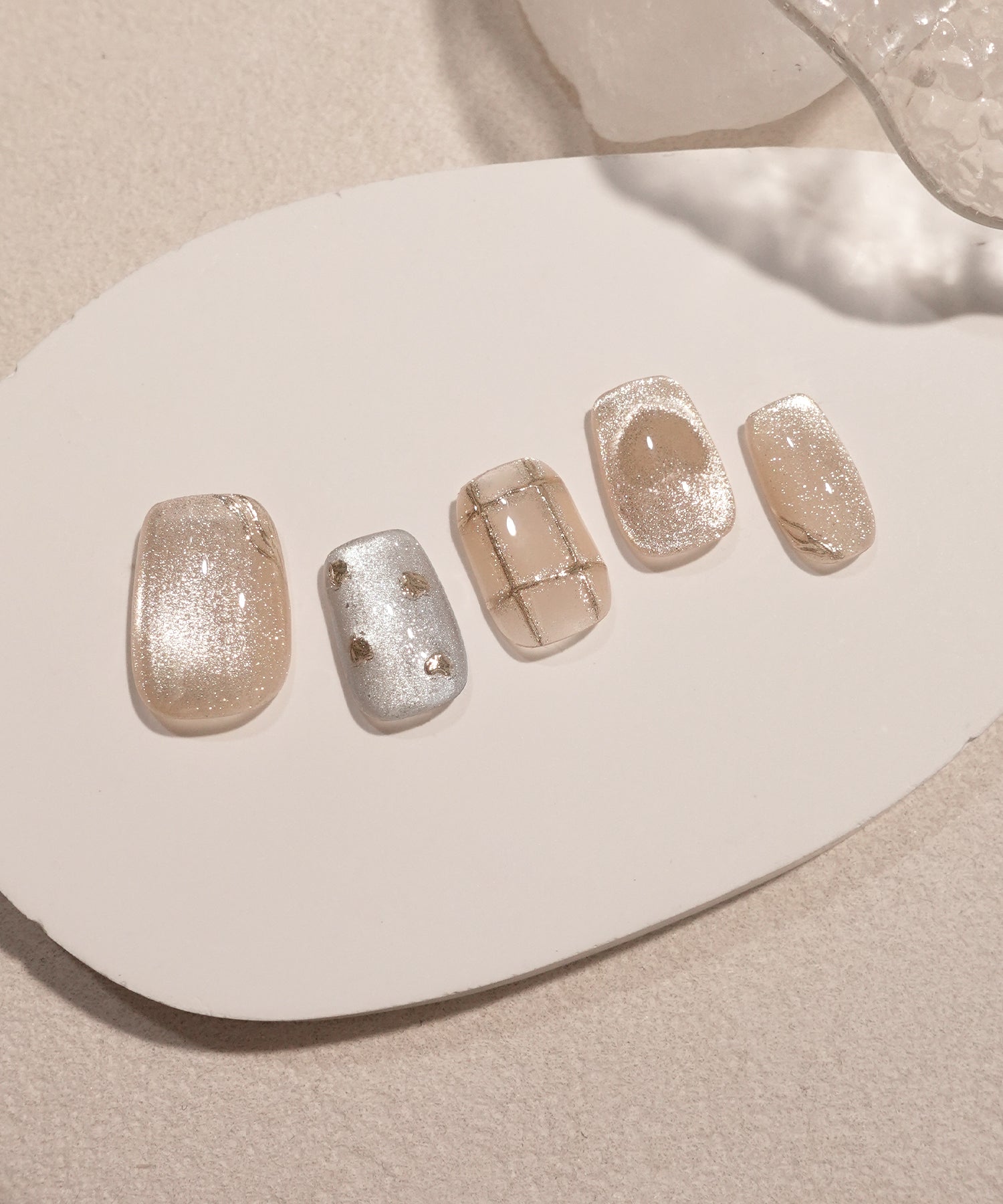 【当日発送】水光ネイルベージュマグネットミラーチェックハートショートスクエアネイルチップ
