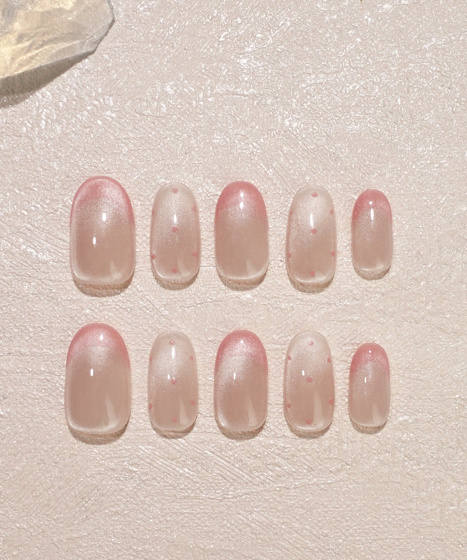 【COMING SOON】水光ネイルピンクマグネットフレンチドットオーバルネイルチップ