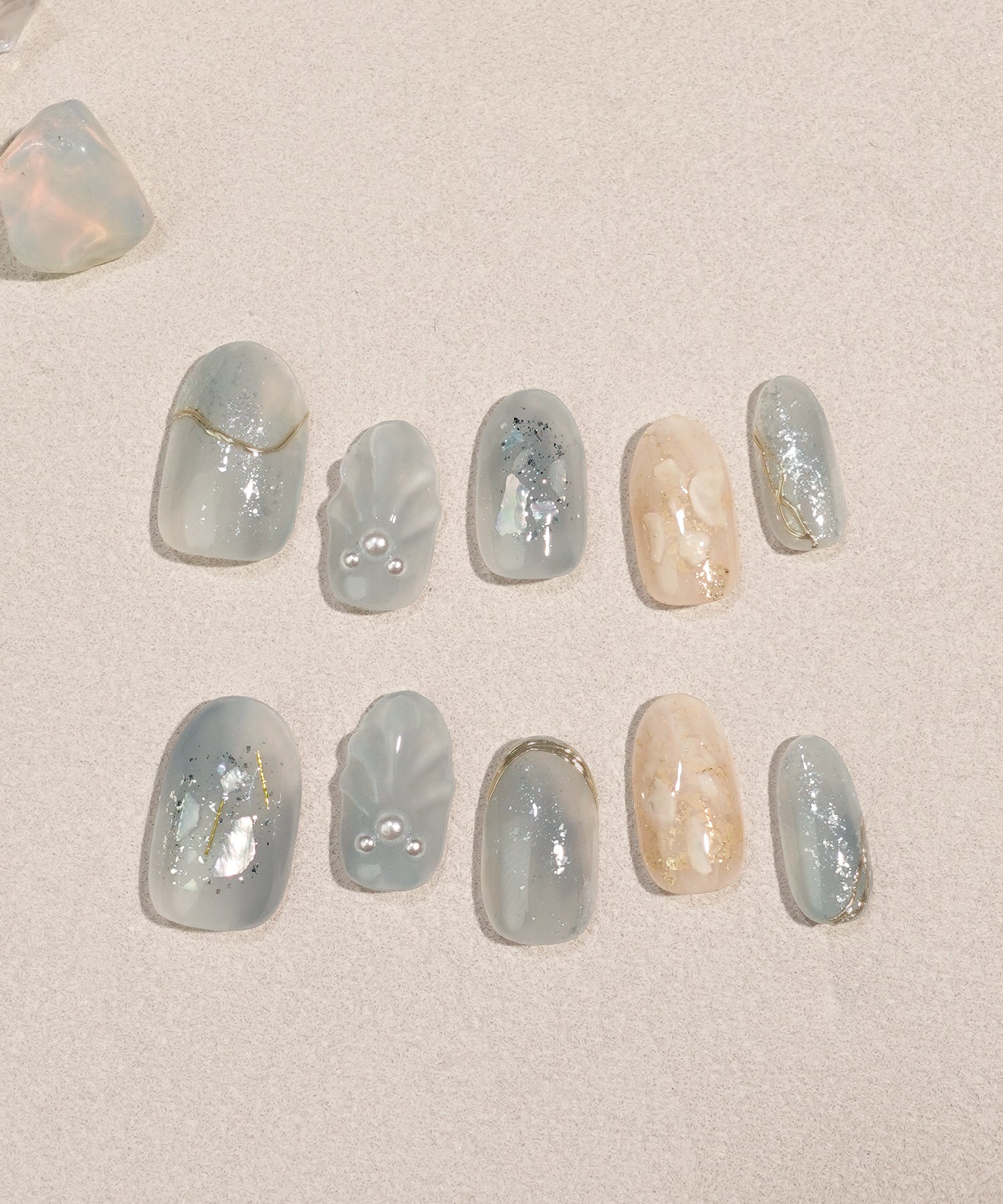 【COMING SOON】水光ネイルスモーキーブルーマーメイドシェルオーバルネイルチップ