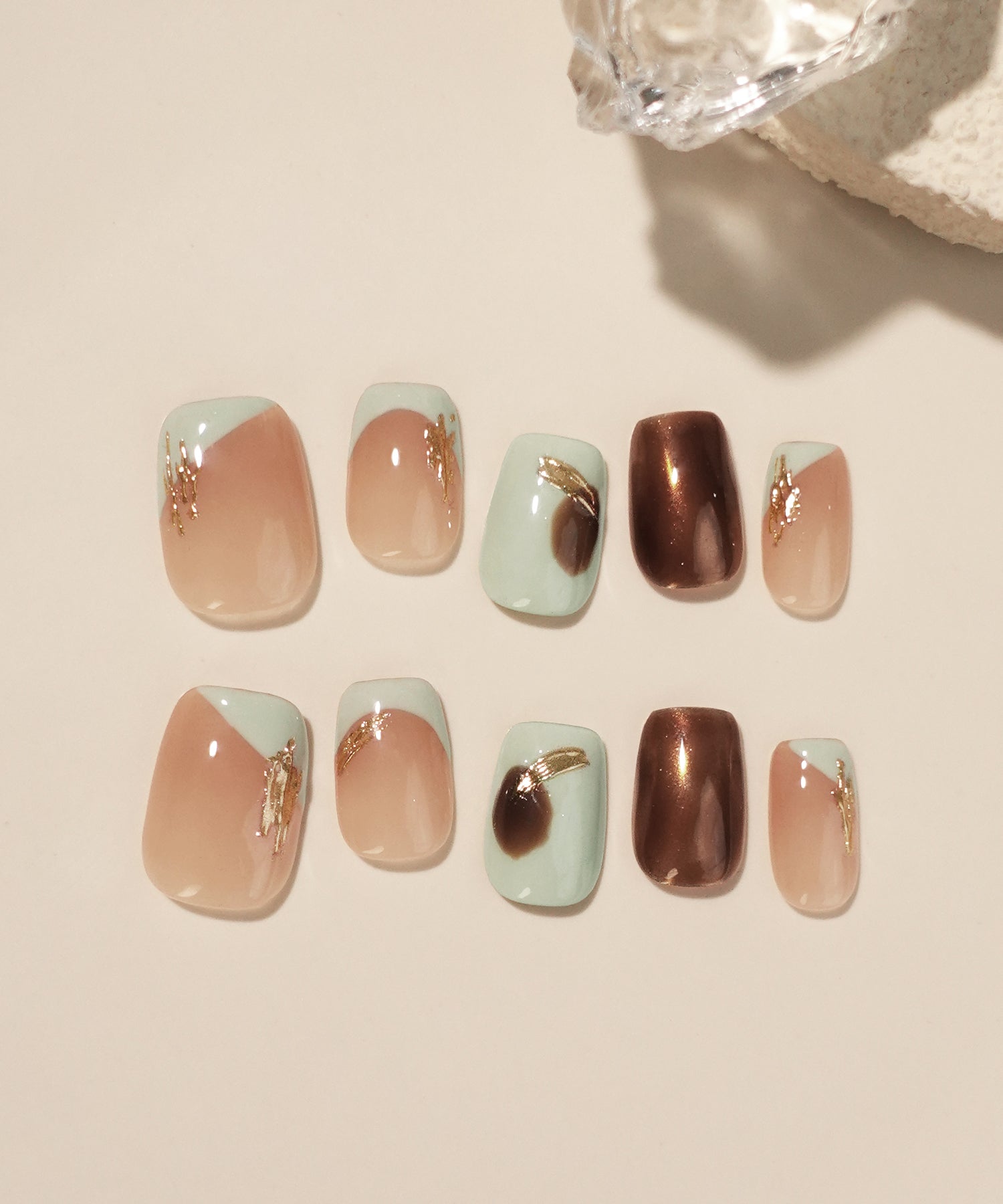 【COMING SOON】水光ネイルミントベージュニュアンスゴールドミラーアートスクエアネイルチップ