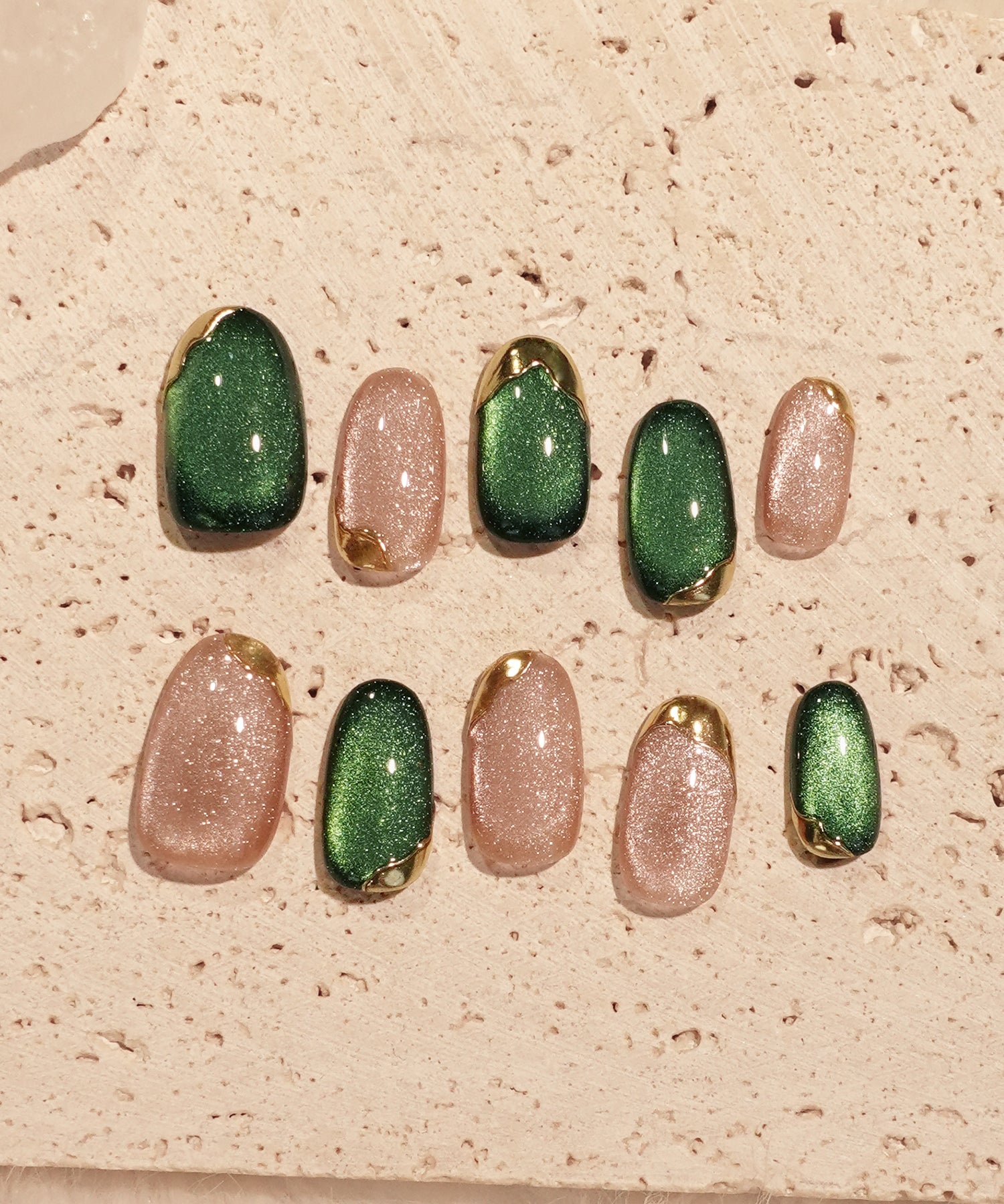 【当日発送】水光ネイルダークグリーンピンクマグネットゴールドミラーオーバルネイルチップ