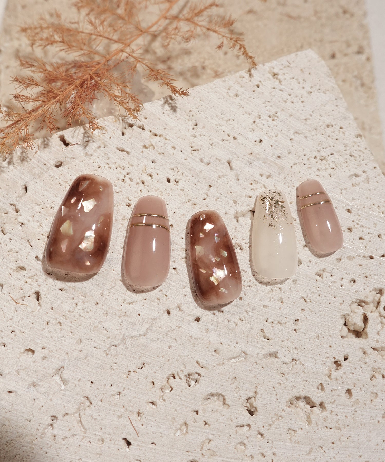 【当日発送】水光ネイルブラウンマーブルシェルラゴールドインバレリーナネイルチップ