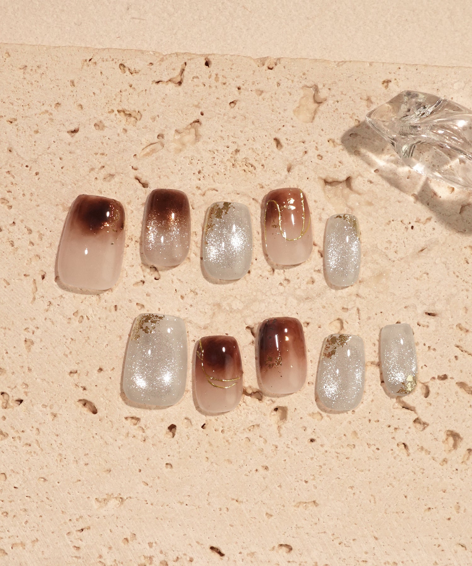 【当日発送】水光ネイルブラウンニュアンスシルバーマグネットホイルスクエアネイルチップ