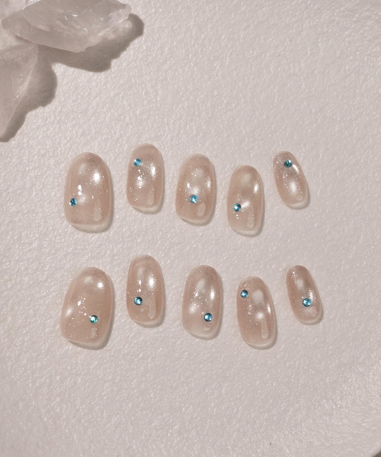 【当日発送】水光ネイルナチュラルワンカラーマグネットブルーストーンラメオーバルネイルチップ