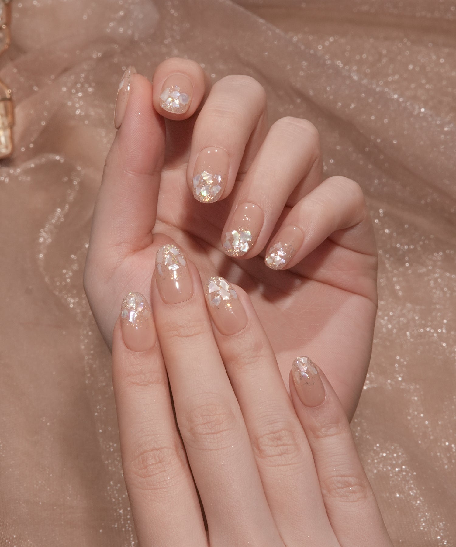 【COMING SOON】水光ネイルピーチベージュシェルラメグラデーションオーバルネイルチップ