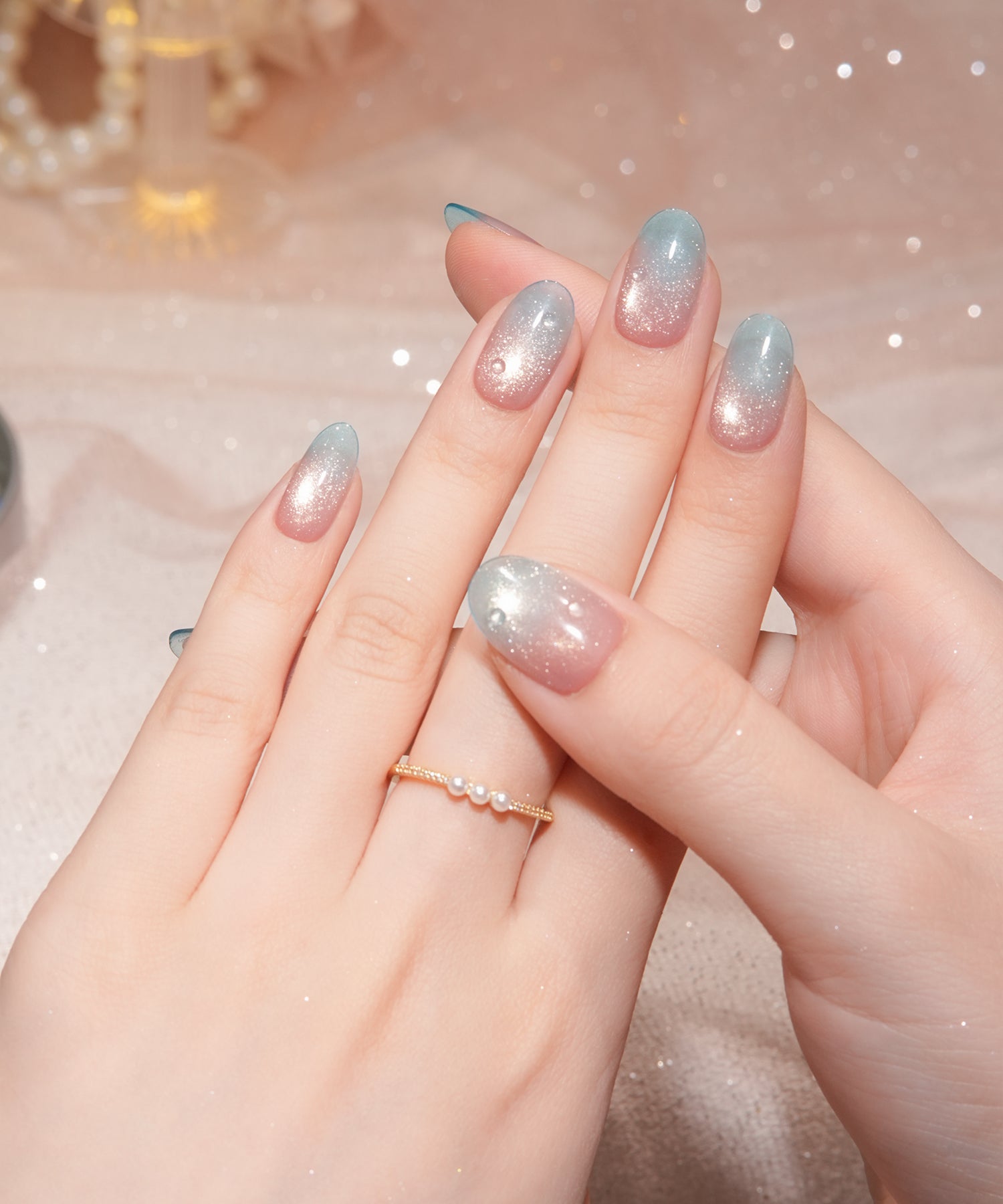 【当日発送】水光ネイルピンクマグネットブルーグラデーションウォータードロップオーバルネイルチップ