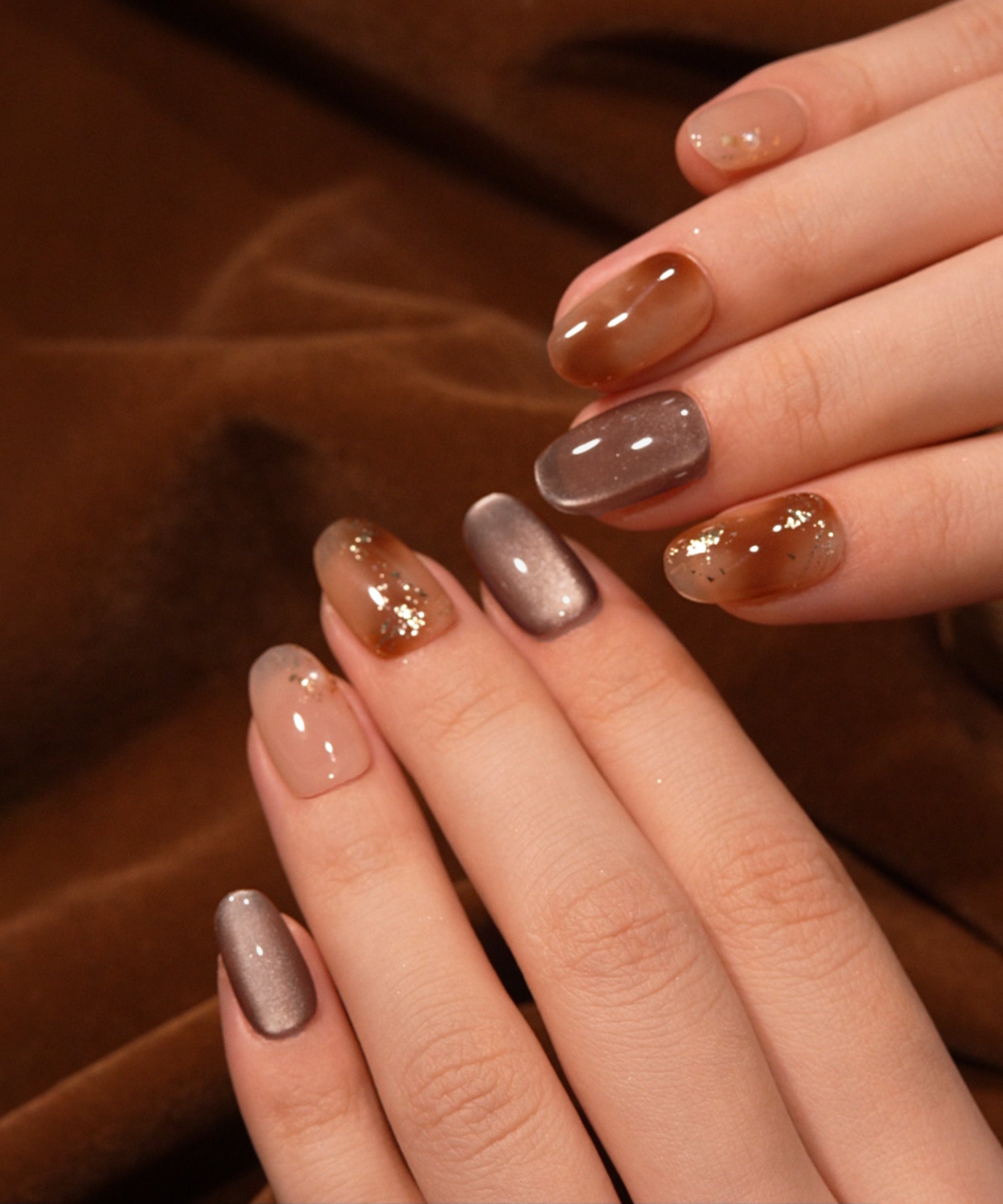 【当日発送】水光ネイルブラウンマグネットニュアンスホイルアートオーバルネイルチップ