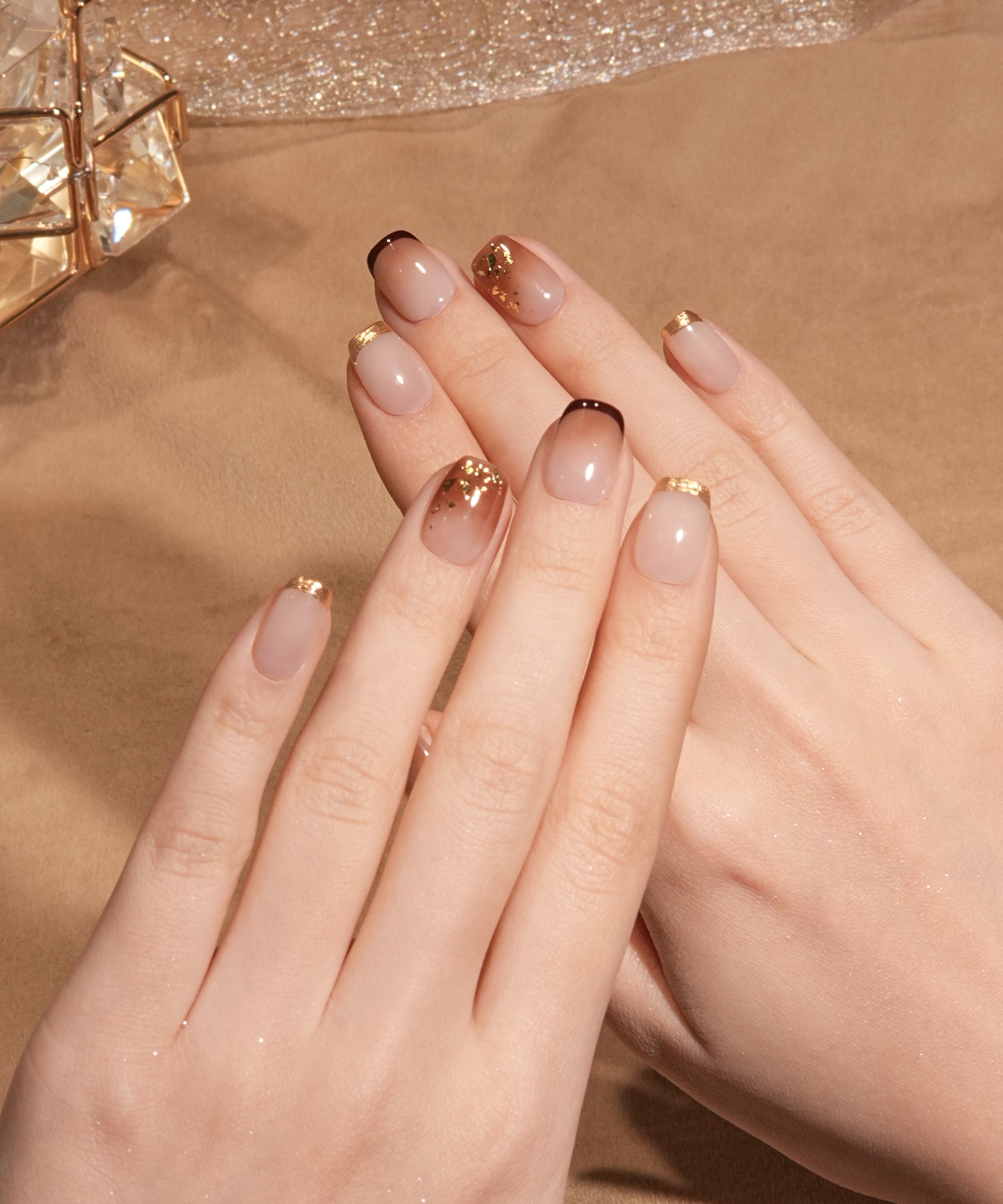 【当日発送】水光ネイルショコラブラウングラデーションゴールドホイルフレンチスクエアネイルチップ