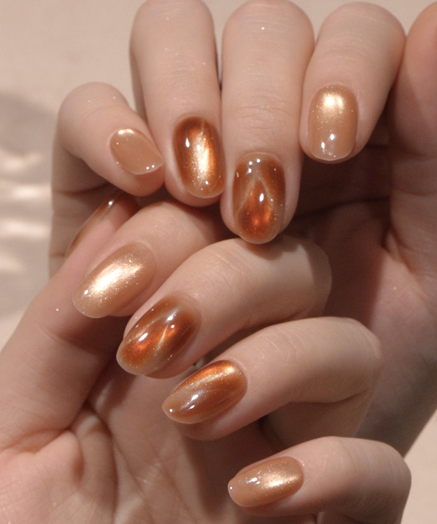 【COMING SOON】水光ネイルブラウンピンクニュアンスマグネットアートオーバルネイルチップ