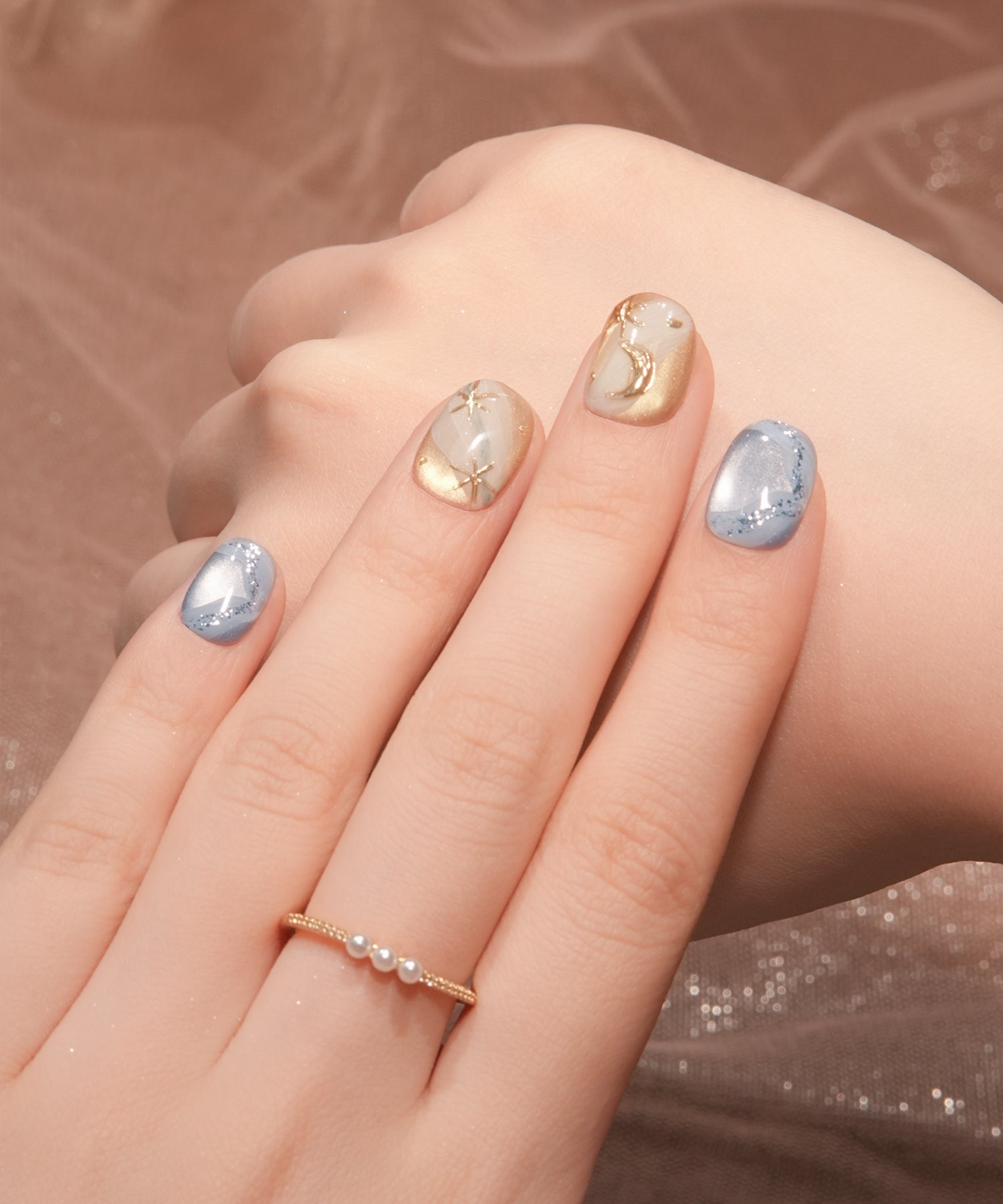 【COMING SOON】水光ネイルブルーマグネットゴールドミラームーンスターニュアンスラメショートラウンドネイルチップ