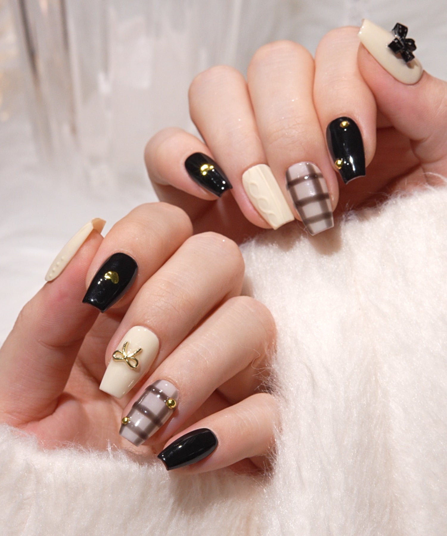 当日発送】水光ネイルブラックチェックリボンパーツウィンターニット