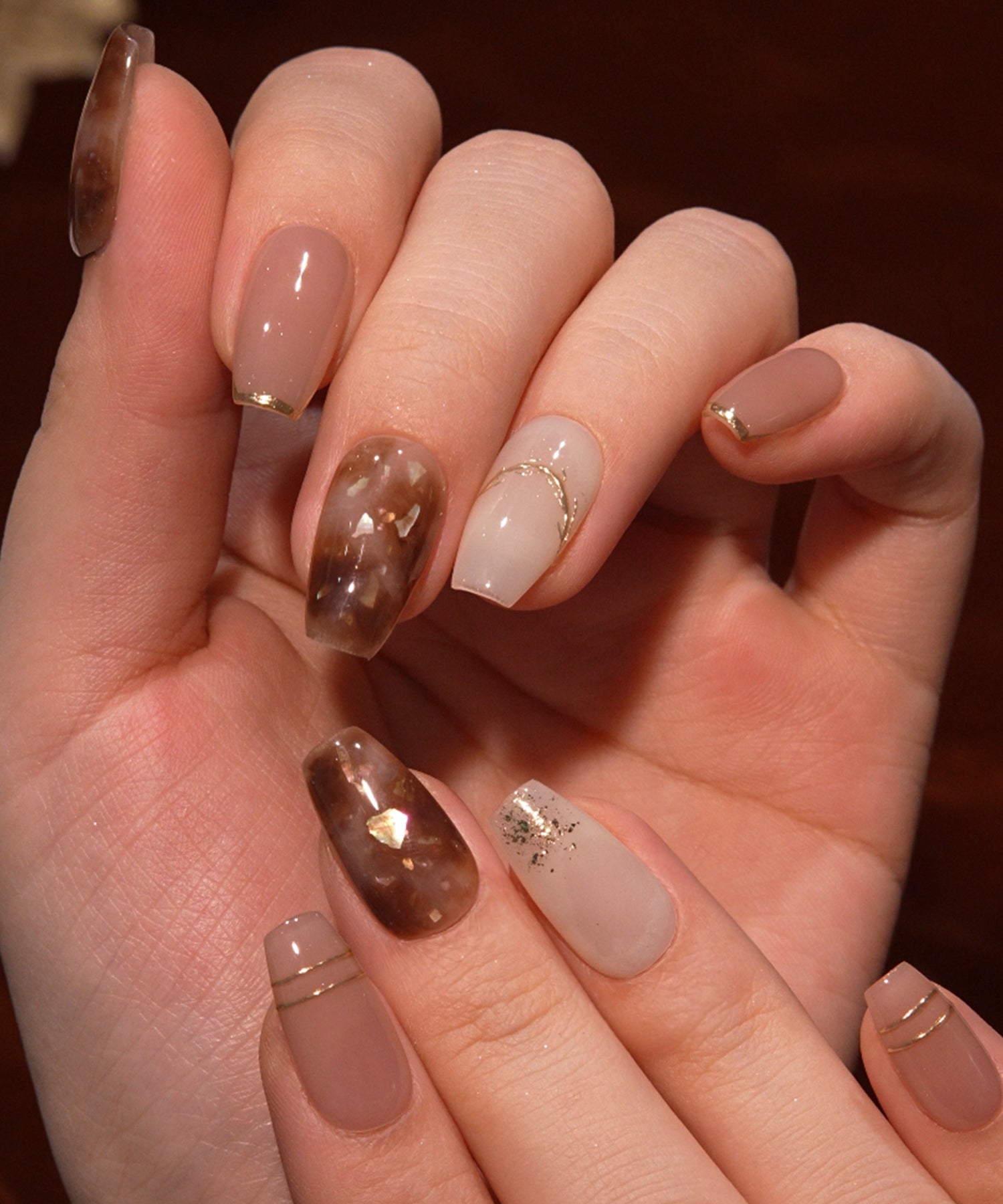 【当日発送】水光ネイルブラウンマーブルシェルラゴールドインバレリーナネイルチップ