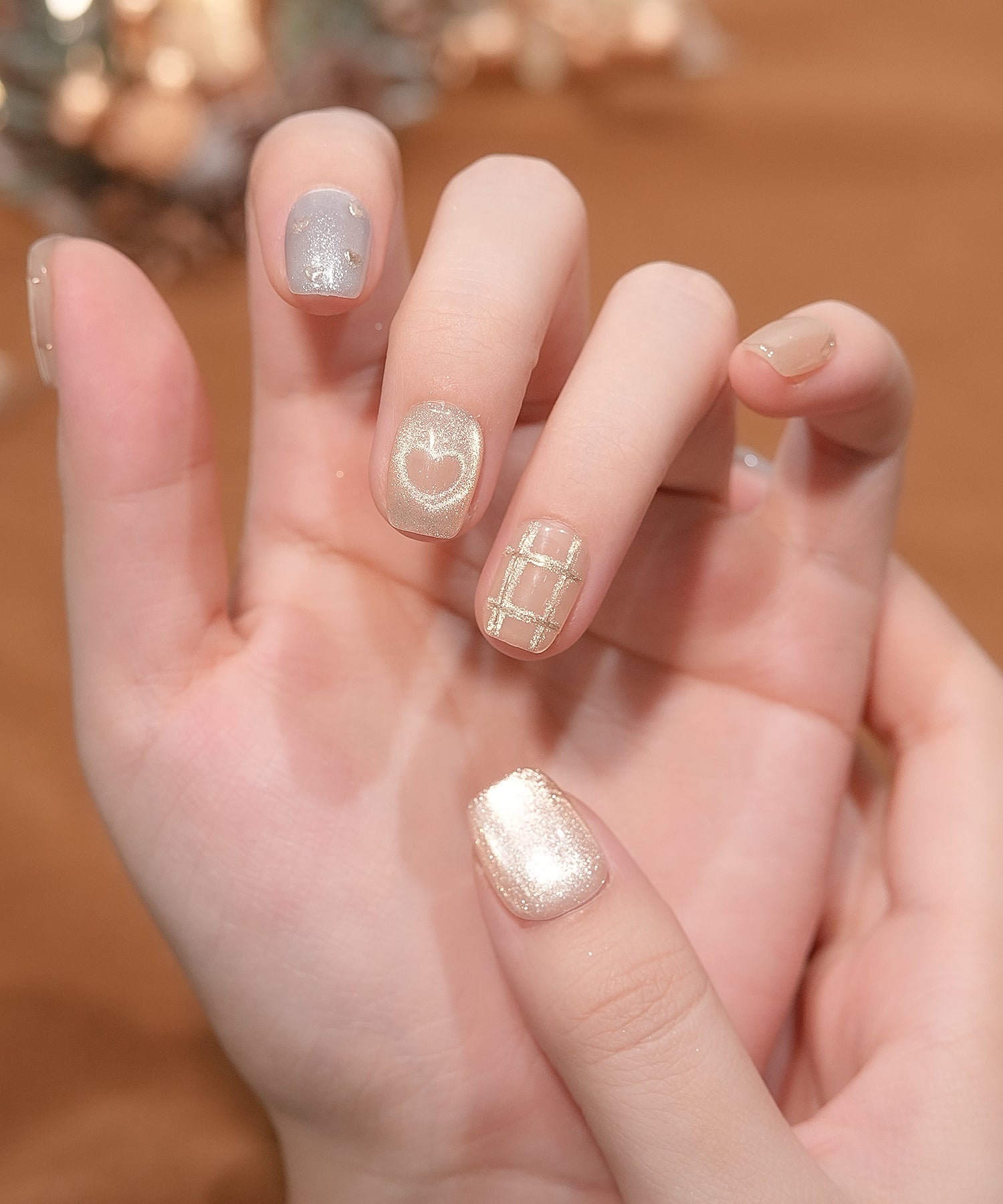 【当日発送】水光ネイルベージュマグネットミラーチェックハートショートスクエアネイルチップ