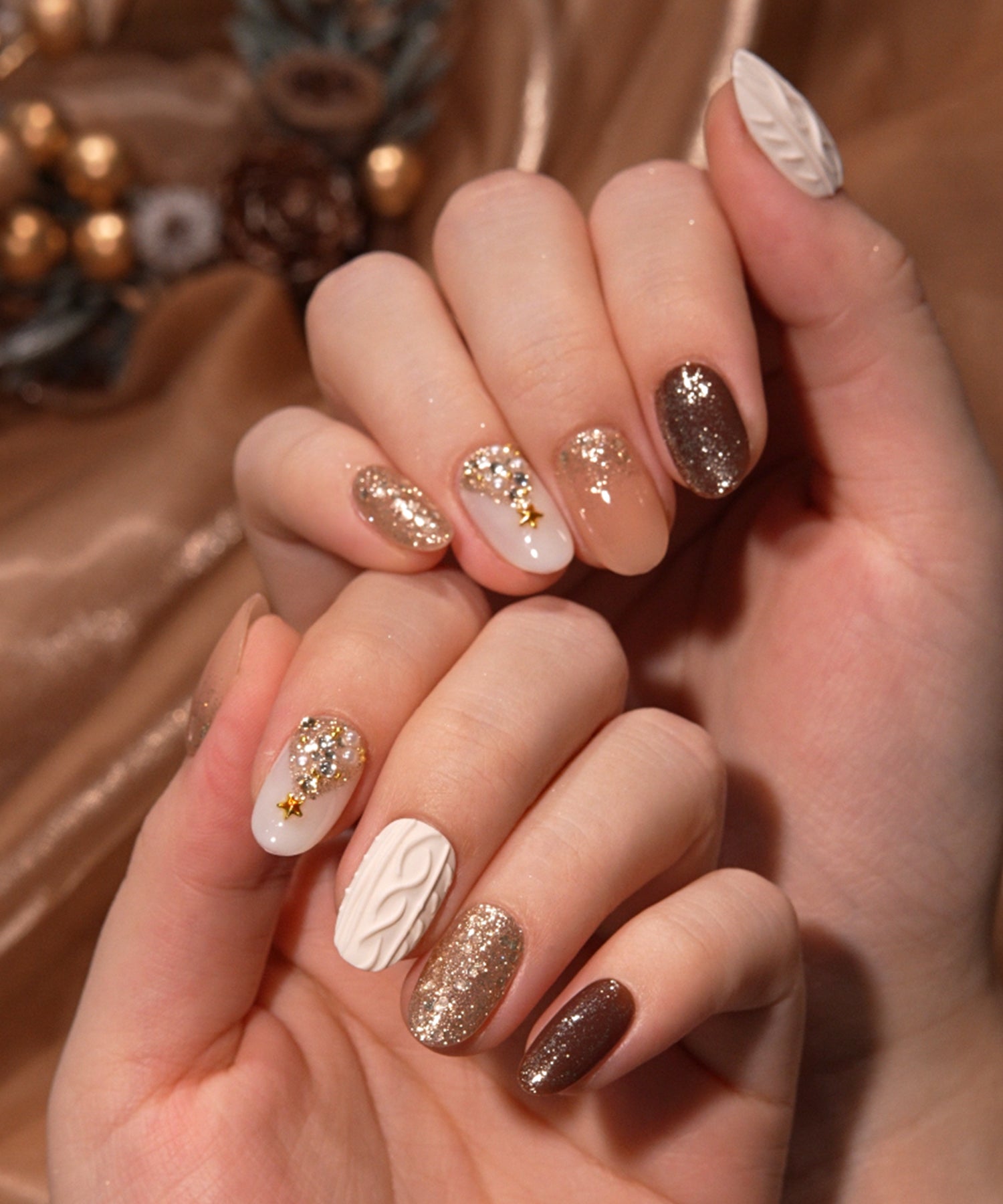 【当日発送】水光ネイルウィンターニットツリーアートグリッタークリスマスオーバルネイルチップ