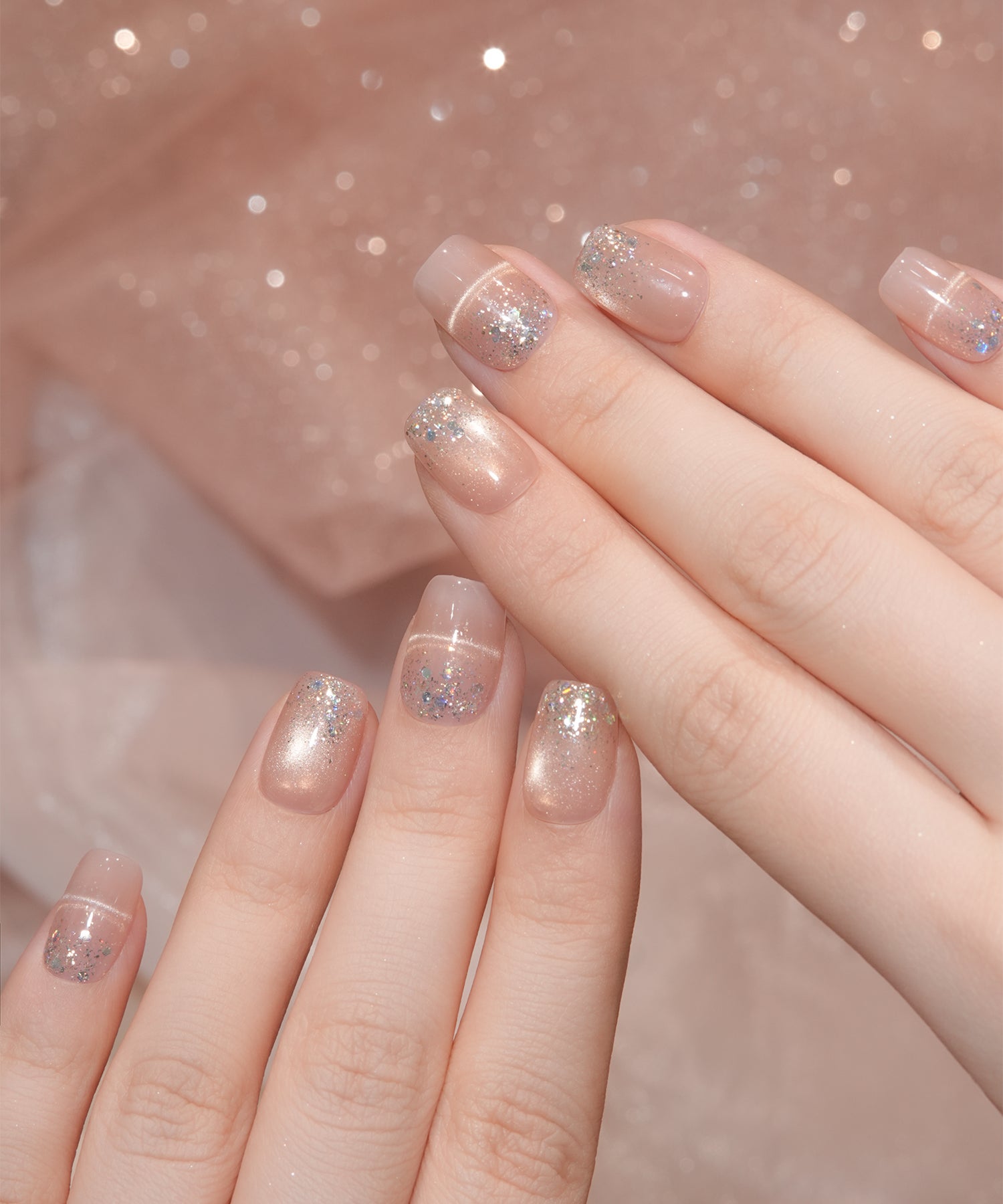【COMING SOON】水光ネイルミルキーピンクハーフマグネットラメグラデーションホログラムショートスクエアネイルチップ