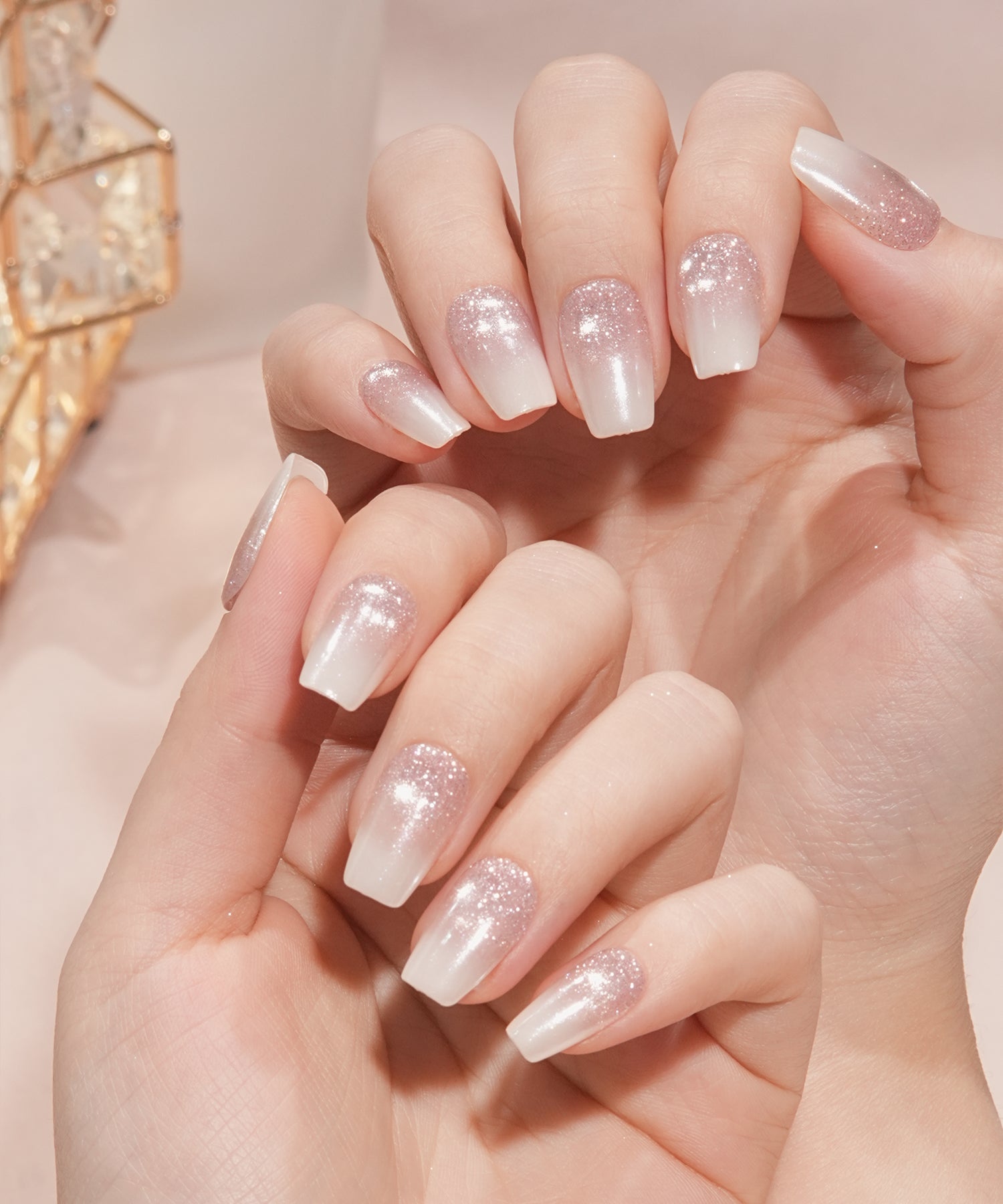 水光ネイルピンクホワイトグラデーションピンクラメバレリーナネイルチップ