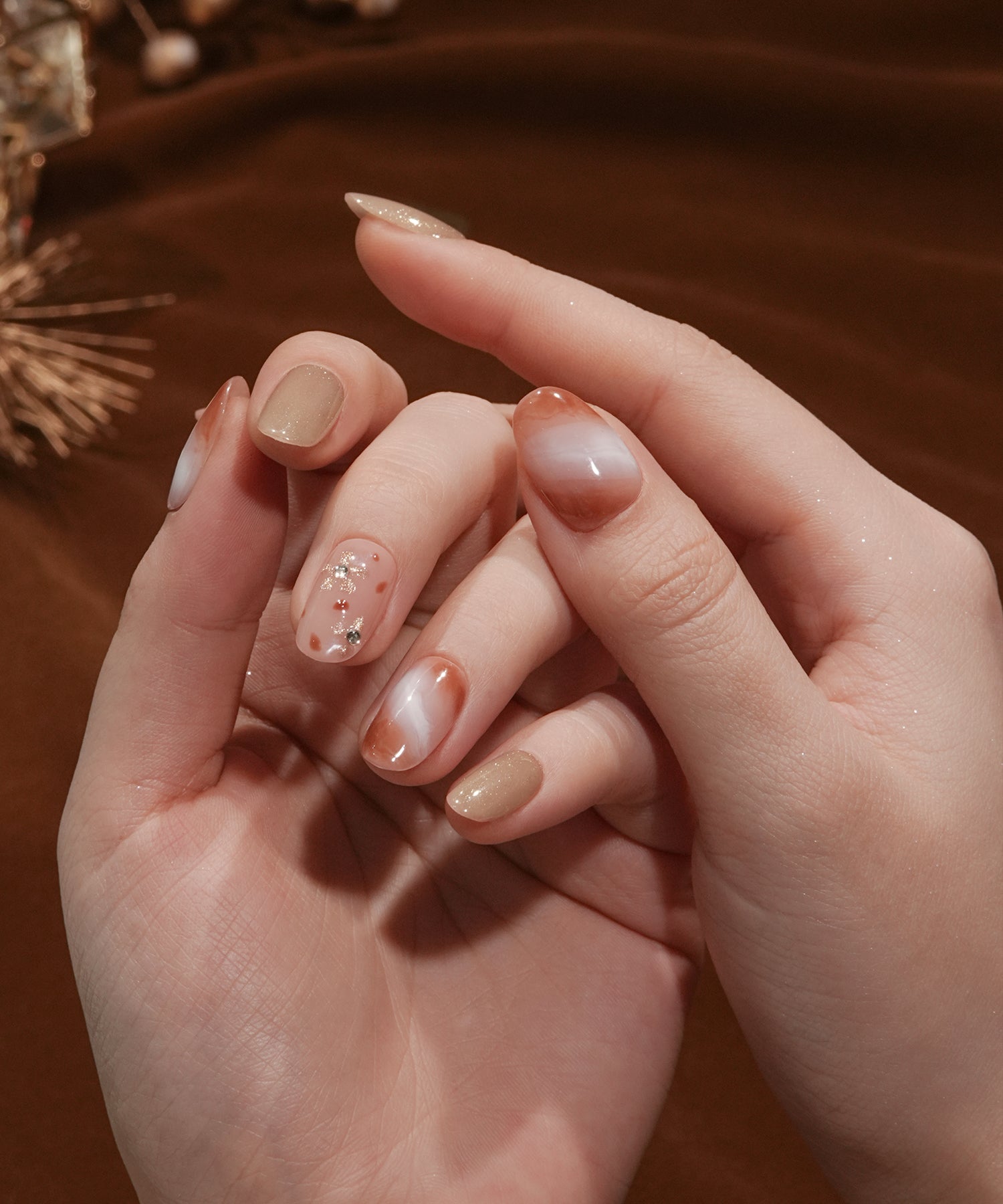 【当日発送】水光ネイルピンクマーブルフラワーアートストーンラメオーバルネイルチップ